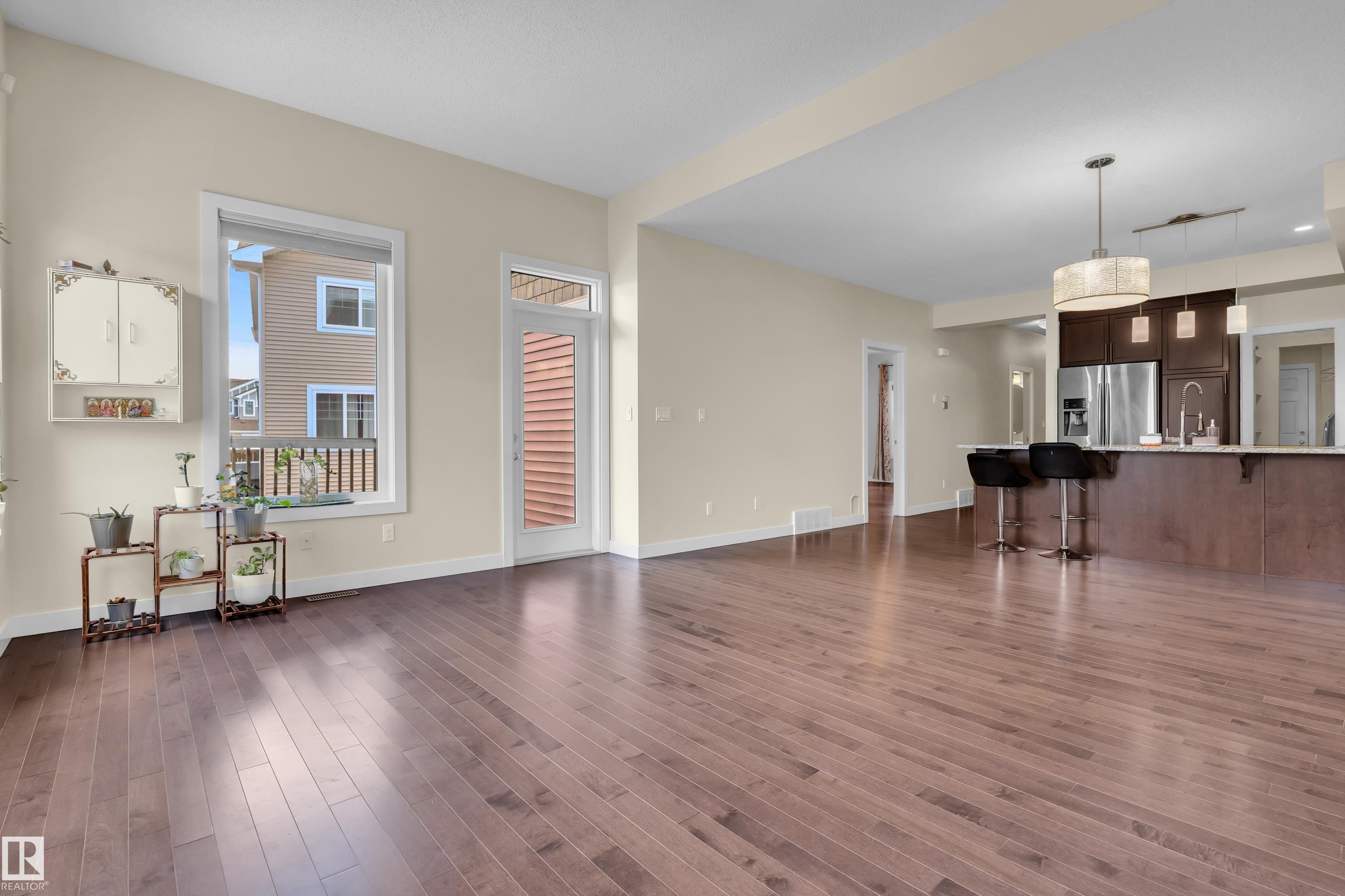 https://zimg.paragon.ice.com/ParagonImages/Property/PM/RAE/225410938/18/0/0/726a2ecde09da7613e775b79be948efd/1/110623e28b2ae5a8fa3e66b30a72ece4/225410938-ba06d633-88d4-4c84-97d2-453216387b62.JPG