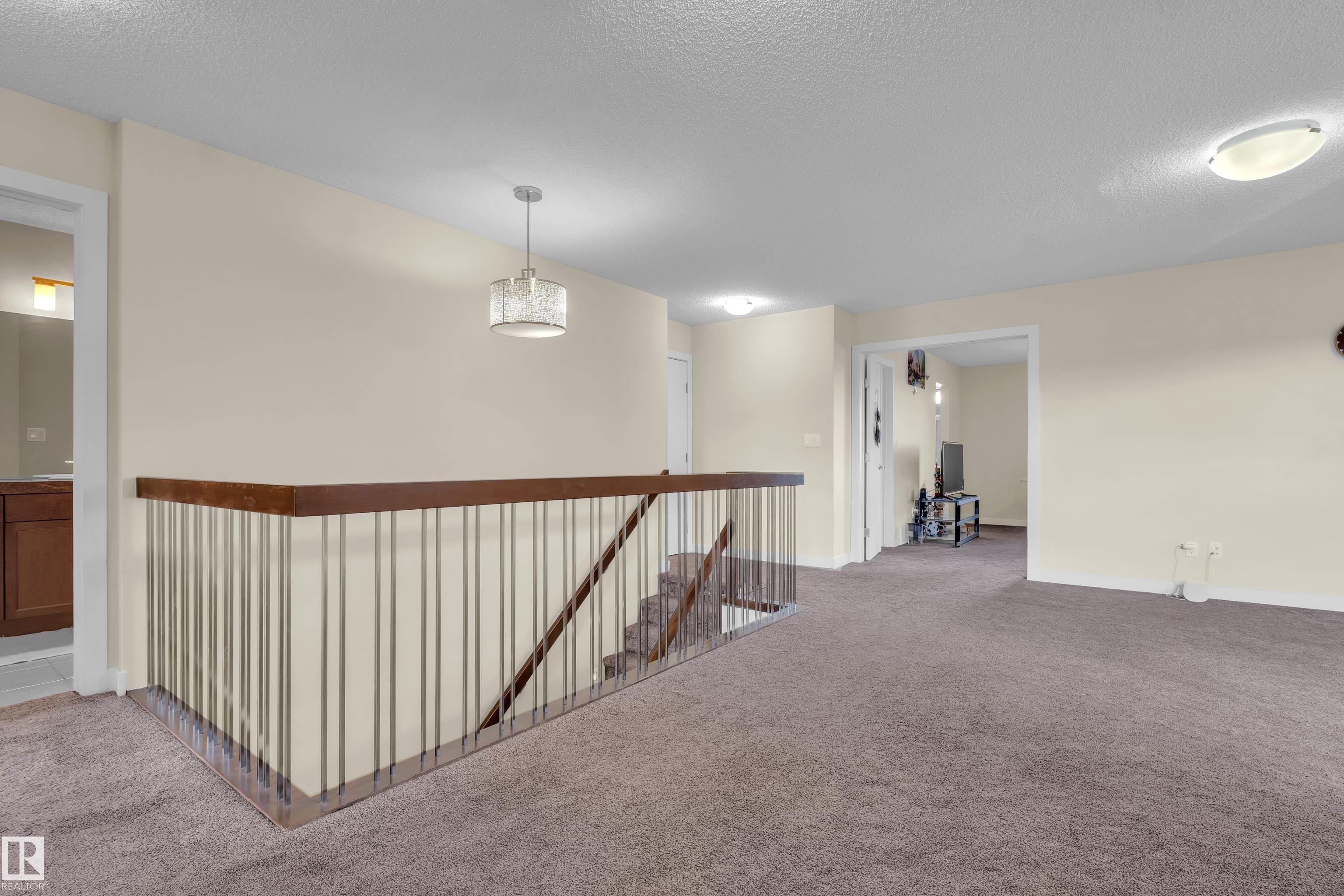 https://zimg.paragon.ice.com/ParagonImages/Property/PM/RAE/225410938/29/0/0/3f569dbe10a7270663932ea025942f6f/1/110623e28b2ae5a8fa3e66b30a72ece4/225410938-140a0633-8a2c-4e72-9ae6-4f575e3e0fe4.JPG