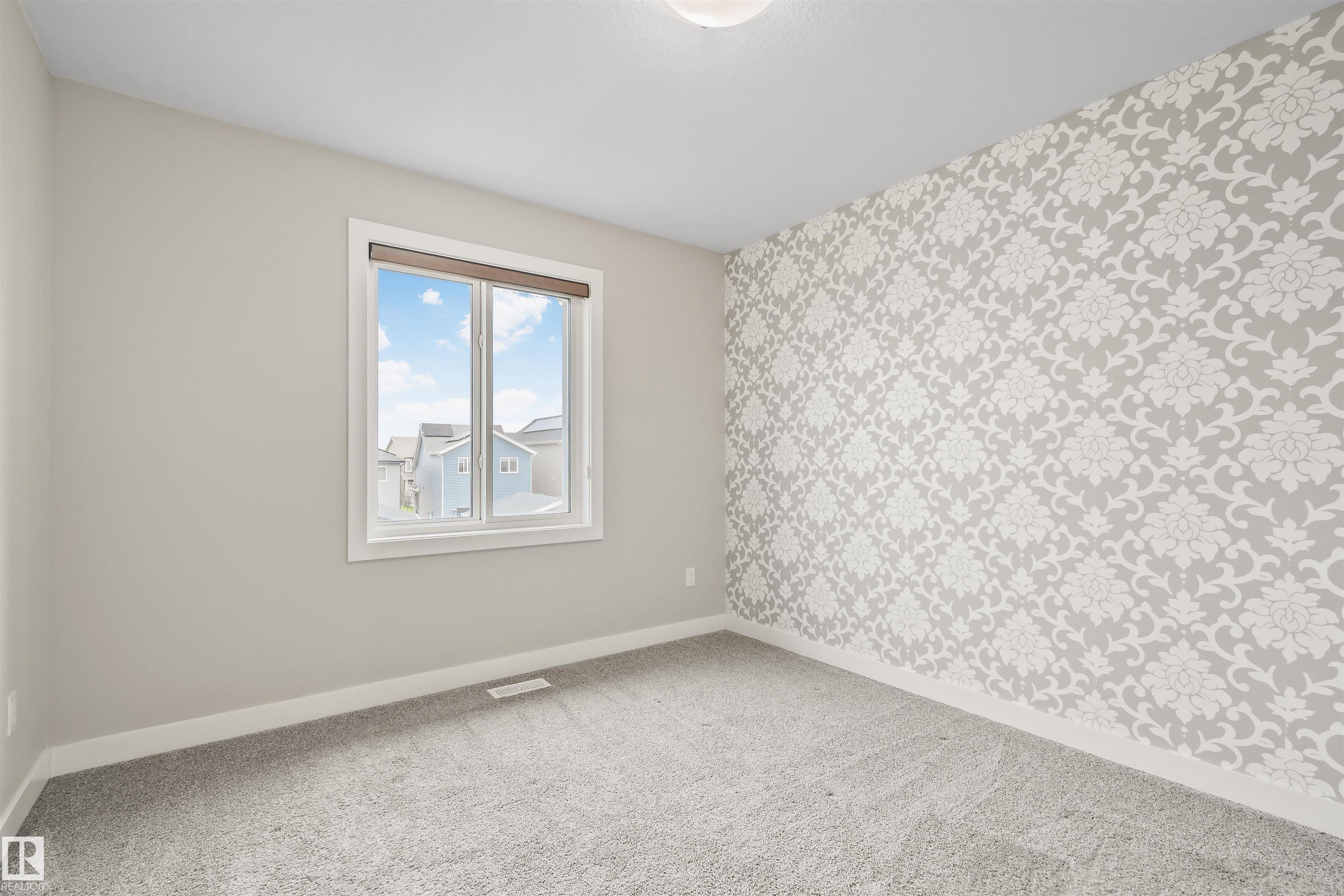 https://zimg.paragon.ice.com/ParagonImages/Property/PM/RAE/225410945/31/0/0/2564c68ab9d7453000fdf514a3c3299f/1/e6aae961ee39b3a26a29a9bede110b81/225410945-1fd2be65-541f-4b91-90fb-fde035a3b4bf.JPG