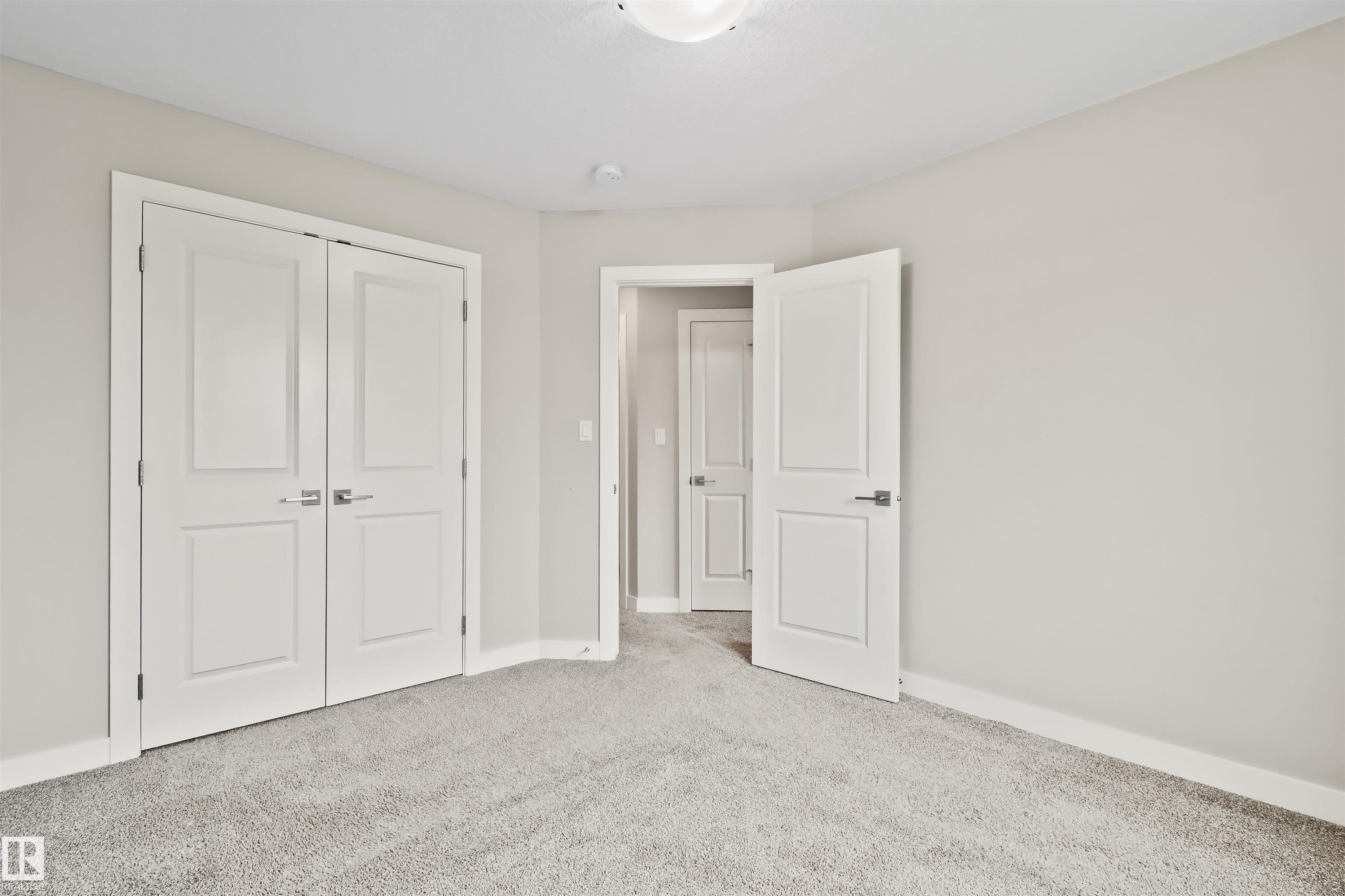 https://zimg.paragon.ice.com/ParagonImages/Property/PM/RAE/225410945/32/0/0/a587d554a3d4a8fd1643a35f394dd99f/1/e6aae961ee39b3a26a29a9bede110b81/225410945-d4a40355-80b1-4253-a976-f180f954f5d5.JPG