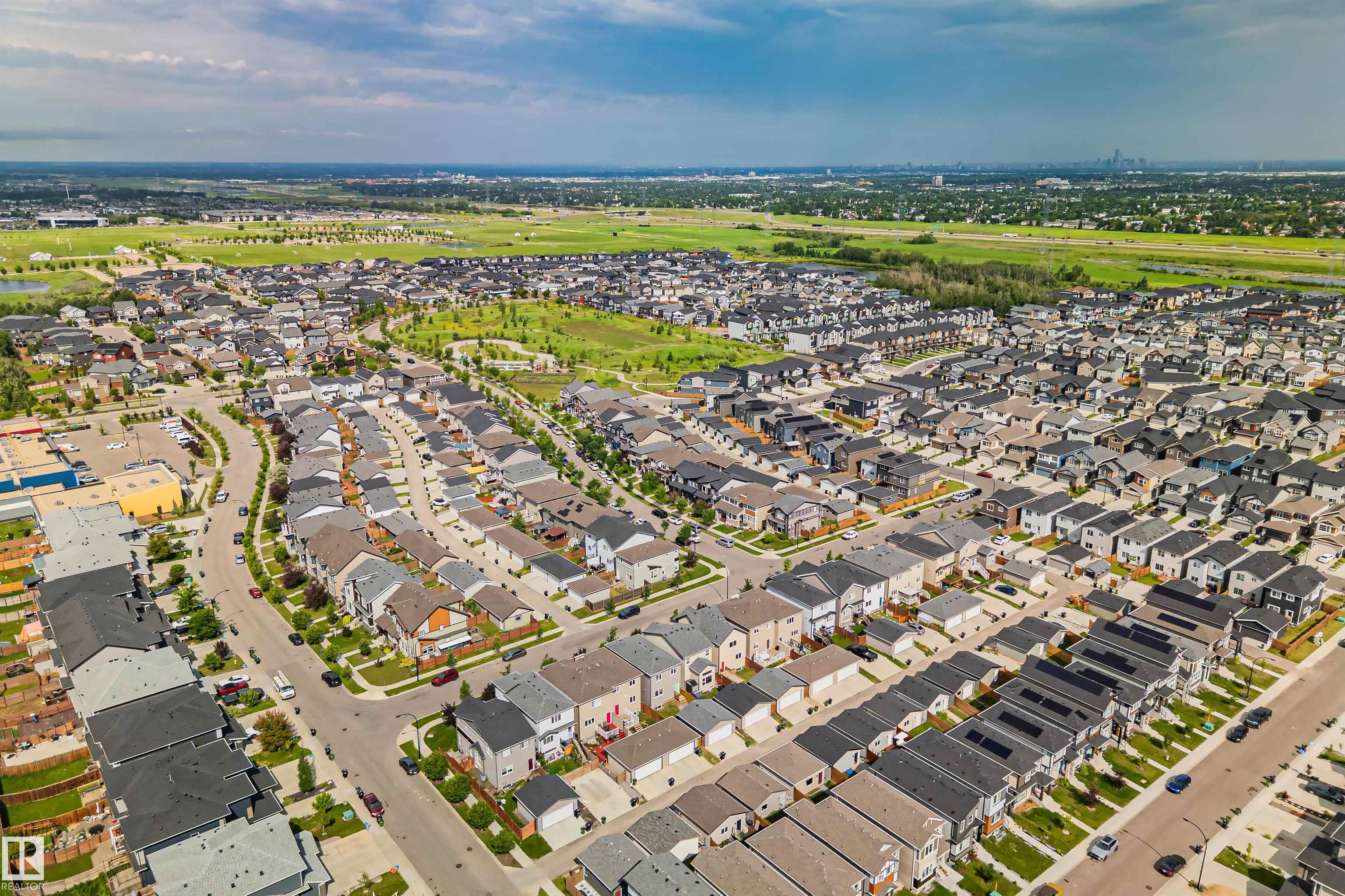 https://zimg.paragon.ice.com/ParagonImages/Property/PM/RAE/225410945/51/0/0/39d9fb0a8b73725086ca157308640f28/1/e6aae961ee39b3a26a29a9bede110b81/225410945-8693b0a1-89b5-4650-b1a1-ab3582af205f.JPG