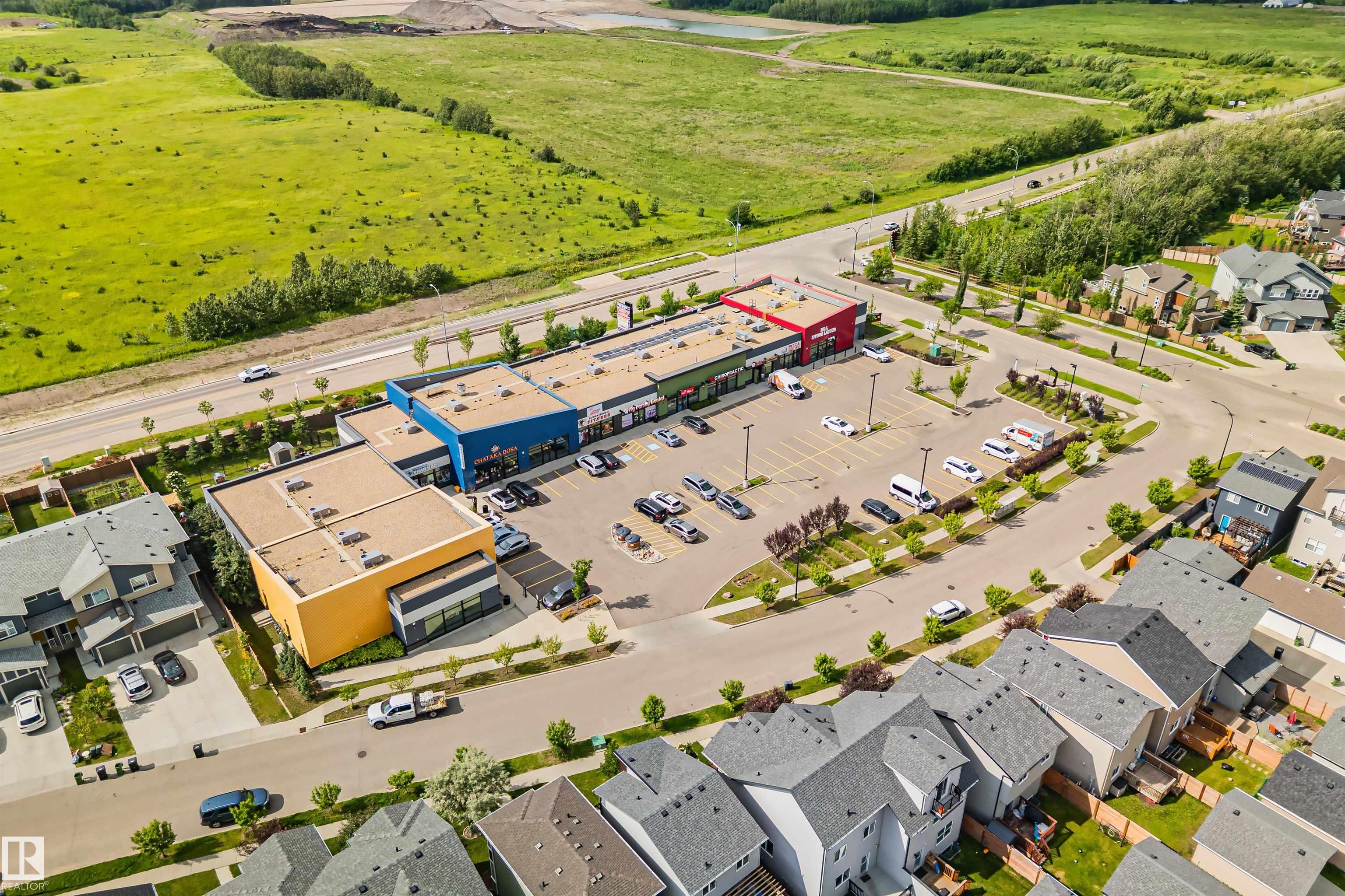 https://zimg.paragon.ice.com/ParagonImages/Property/PM/RAE/225410945/55/0/0/2ee041fa063714e04b73d583f9db6bd3/1/e6aae961ee39b3a26a29a9bede110b81/225410945-79b30d78-26e2-4838-9a34-7b27b691c219.JPG