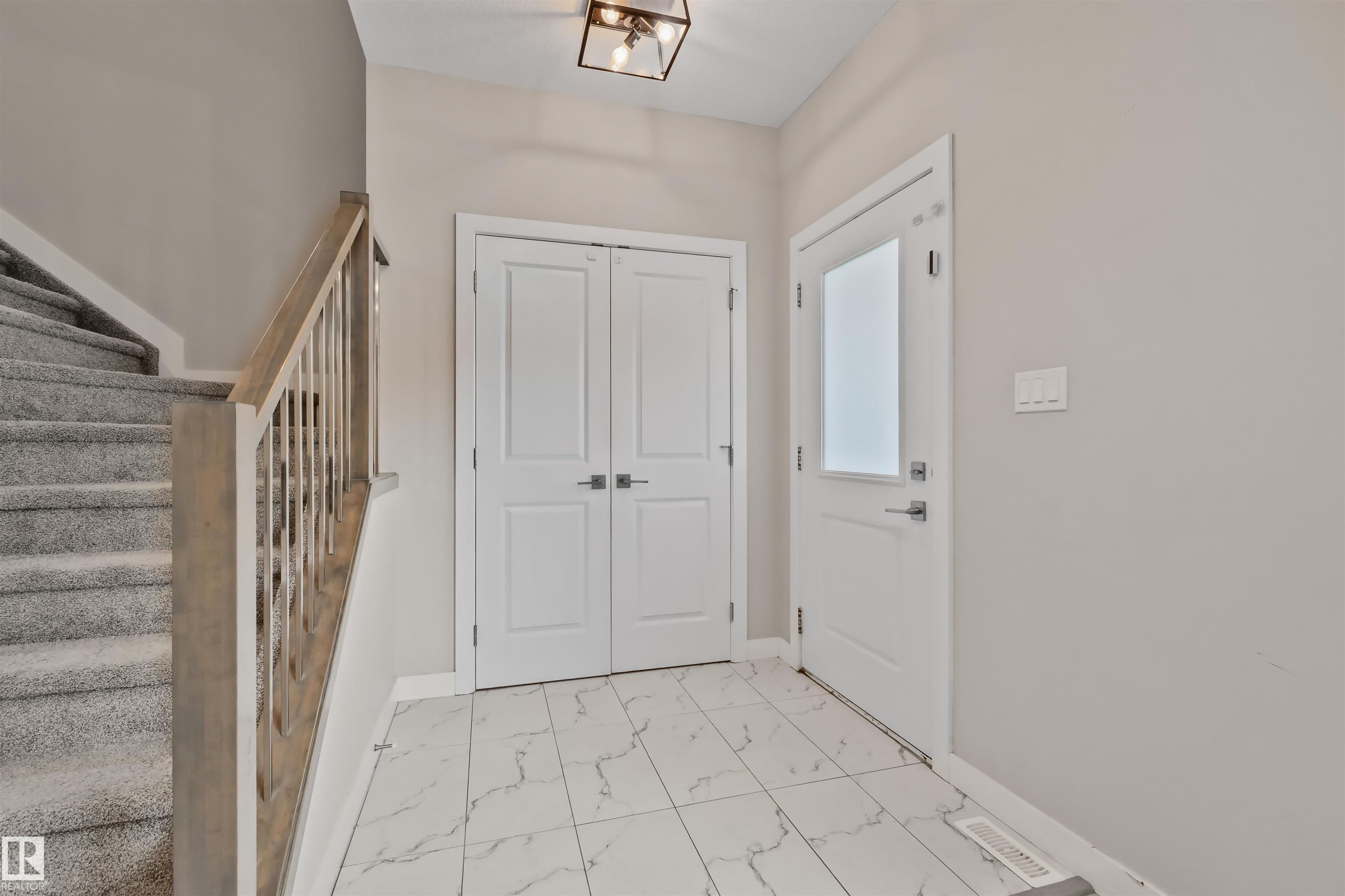 https://zimg.paragon.ice.com/ParagonImages/Property/PM/RAE/225410945/6/0/0/85bed09ef51c26655ac177f713dc9912/1/e6aae961ee39b3a26a29a9bede110b81/225410945-c7e7ec0e-4996-41bd-a889-7810dce19ee7.JPG
