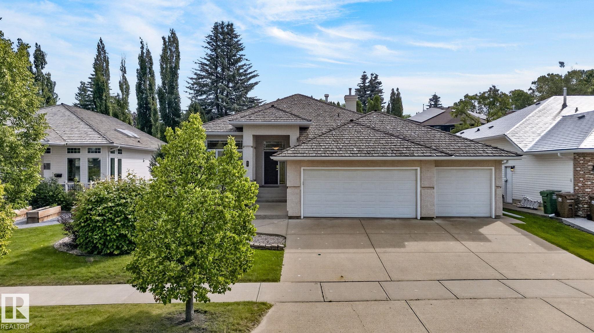 2 Keating point(e), Kingswood, St. Albert