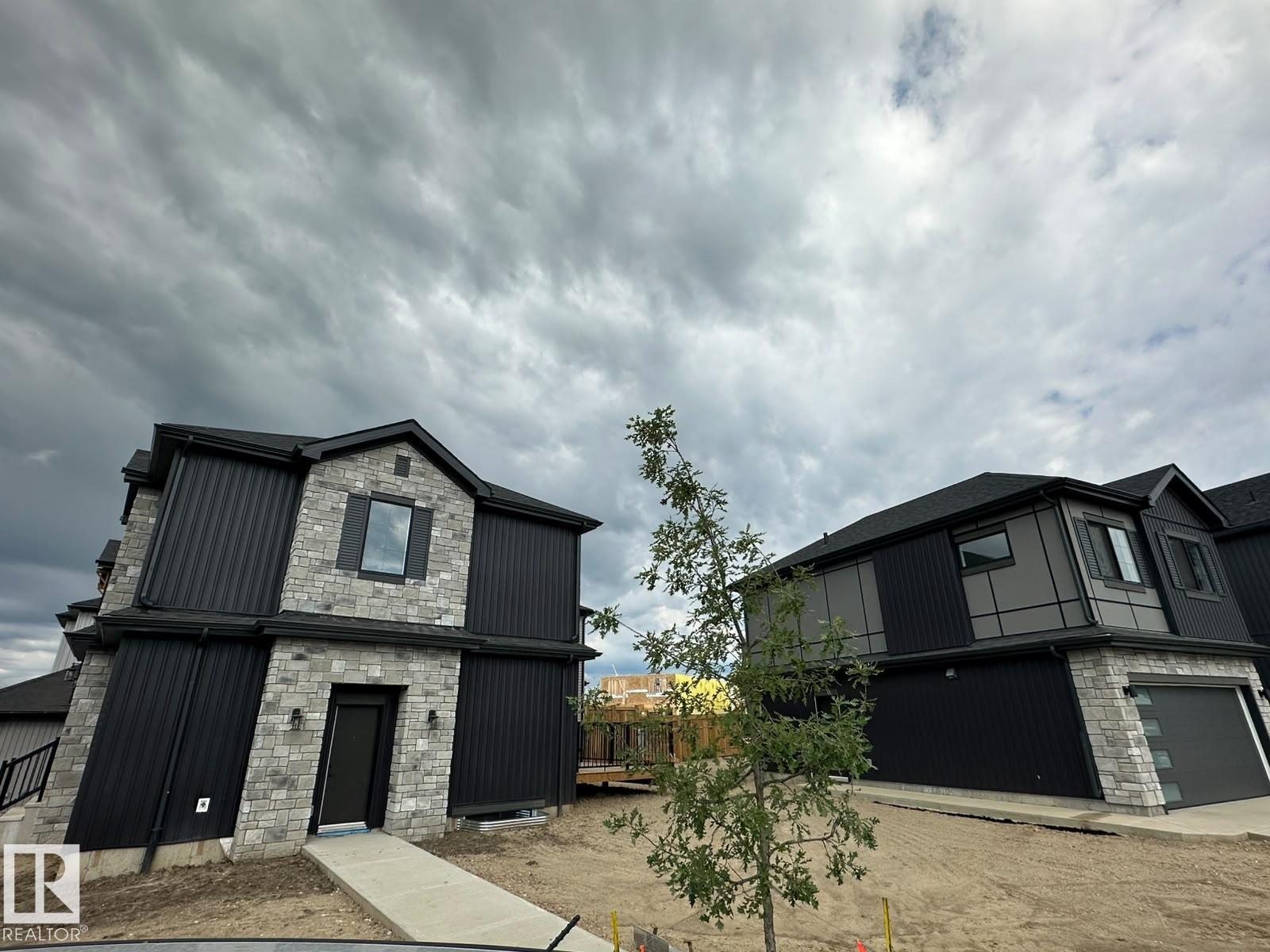 30 Chartres Close, Chérot, St. Albert