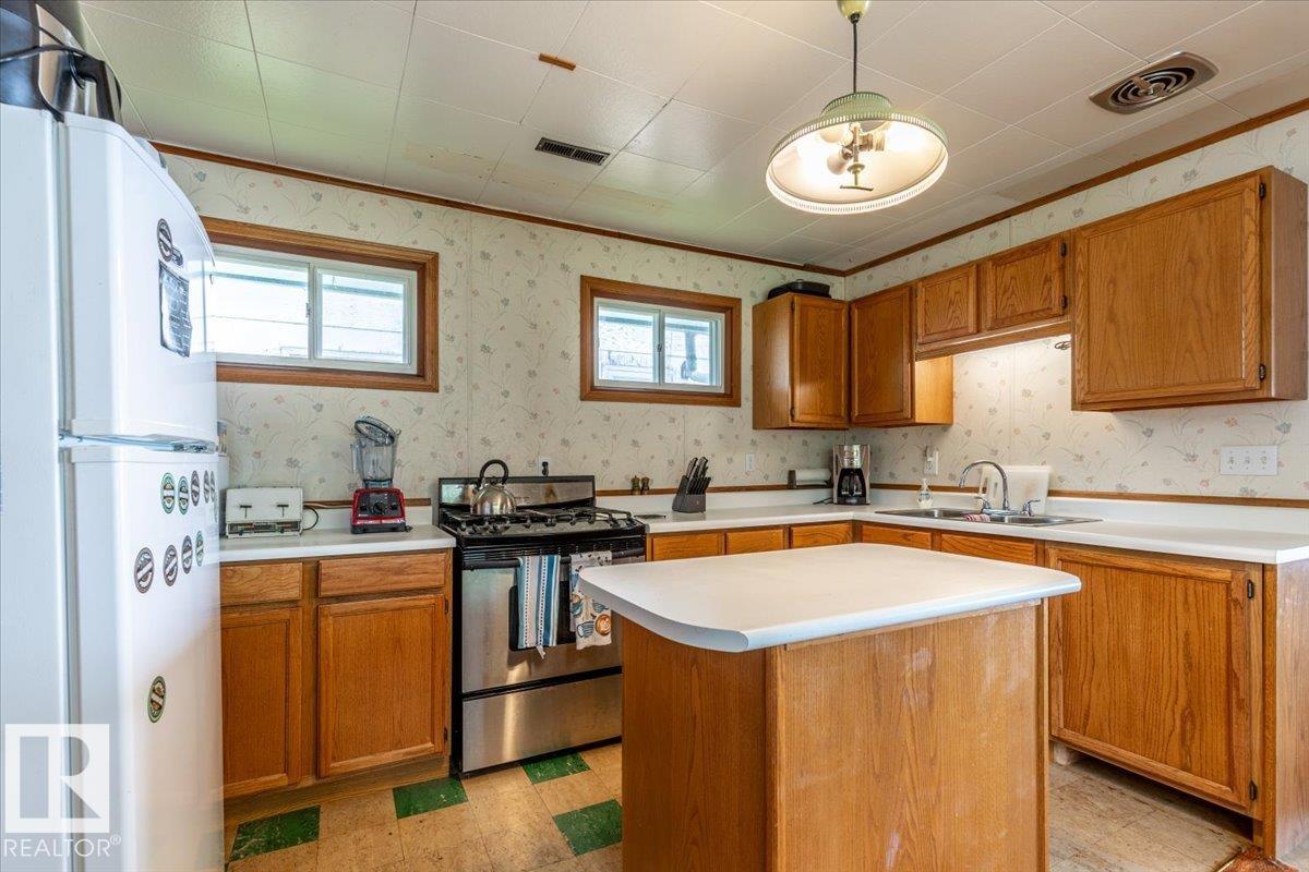 59 Beach Avenue, Itaska Beach, Rural Leduc County