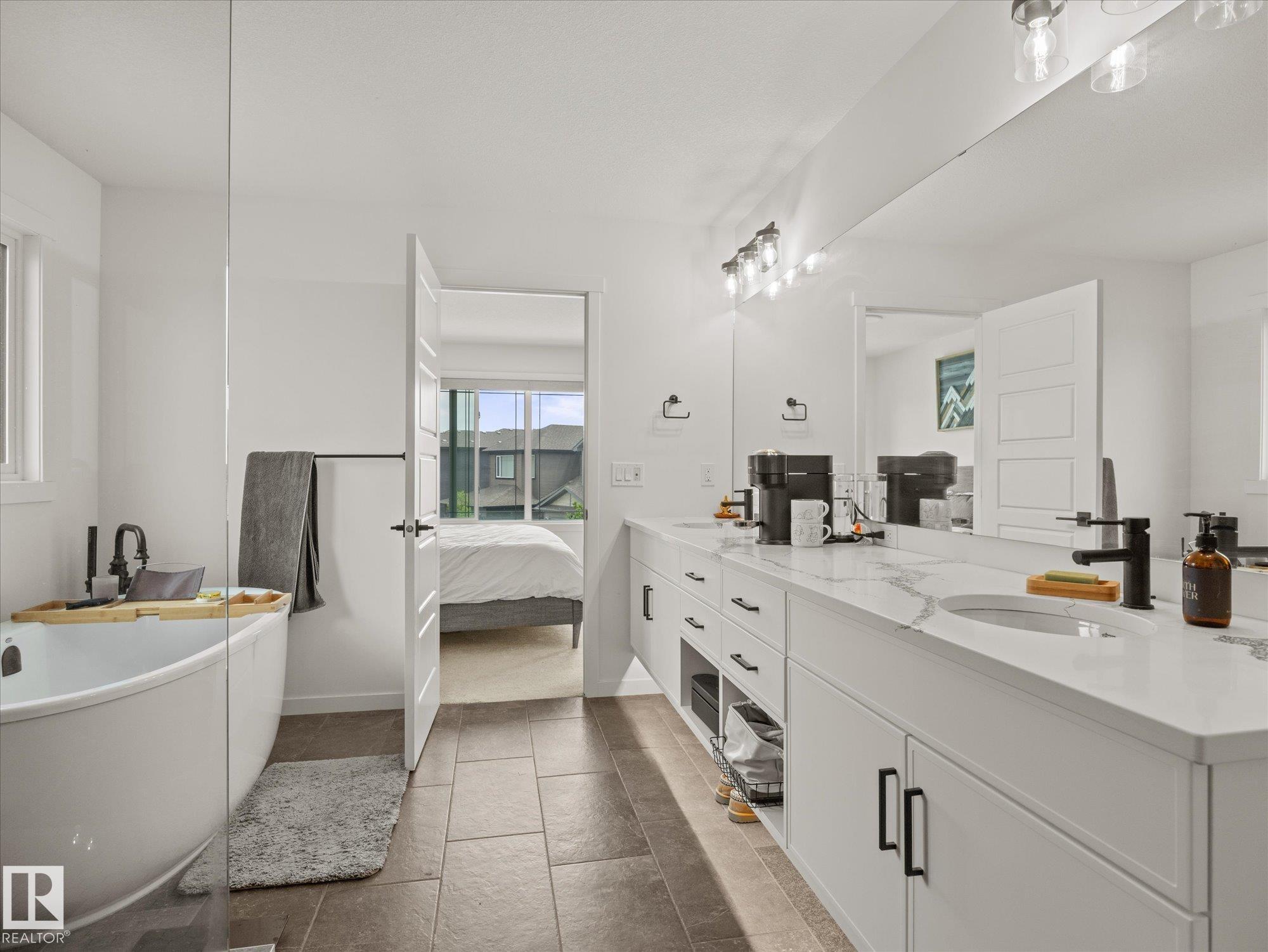 Photo 23 at 3648 6 Street NW, Maple Crest, Edmonton