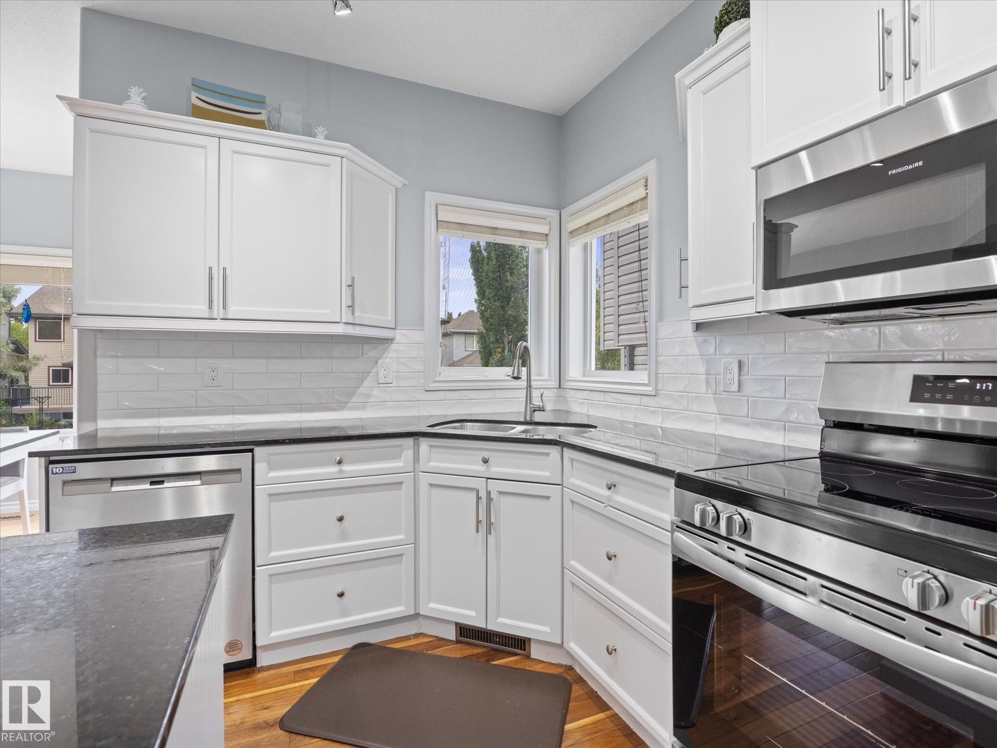 https://zimg.paragon.ice.com/ParagonImages/Property/PM/RAE/225410989/9/0/0/8ac53e43c6a5837b4fbe31599cdba8a0/1/61ee839a2646ff676269dd8868a4e7d6/225410989-3ae9eac5-b9b5-4608-8abf-c2e32cee1156.JPG