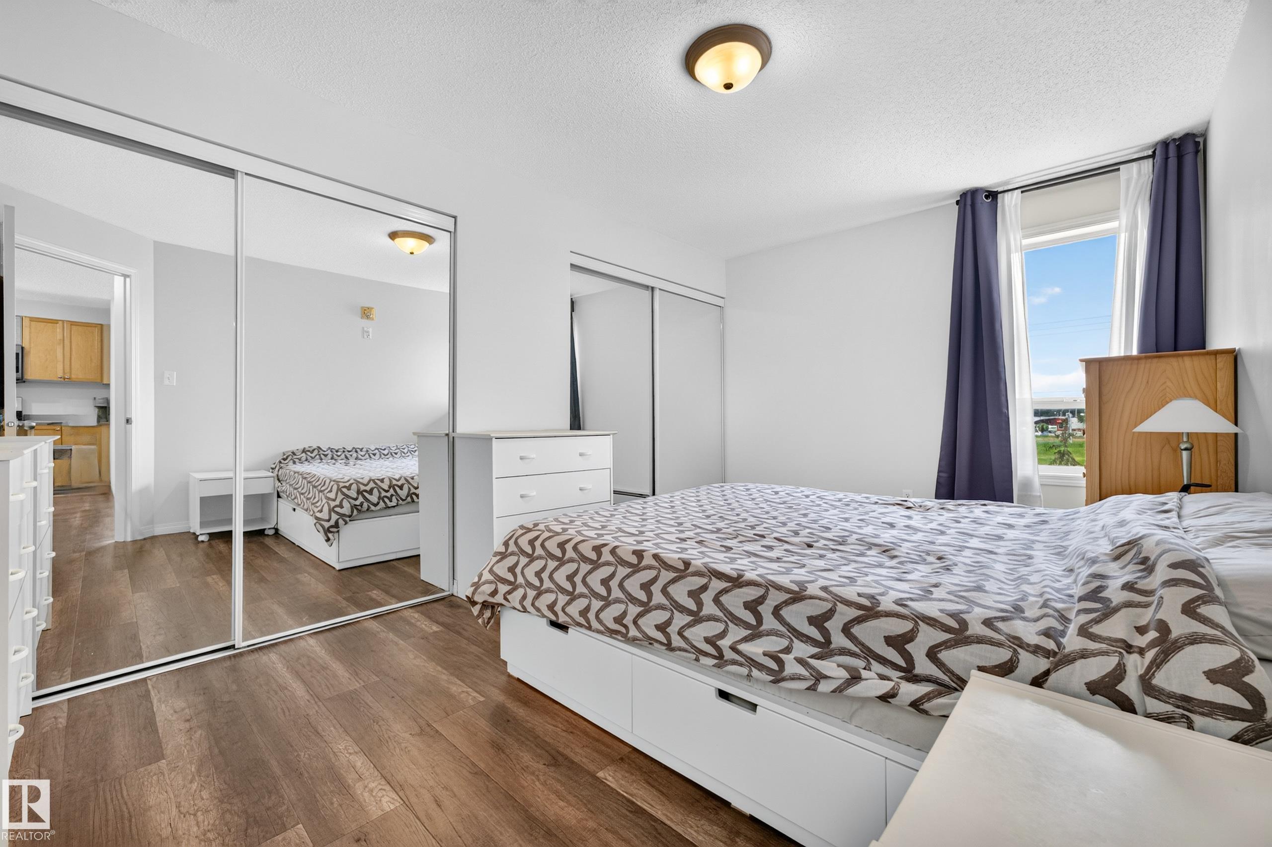 https://zimg.paragon.ice.com/ParagonImages/Property/PM/RAE/225411006/14/0/0/3b44bcf7eadf36597a21e7a163b7081c/1/a723cbabded8b06608efd4ca20b19e3b/225411006-ec692b1b-f387-4cda-af34-c829664cfa53.JPG
