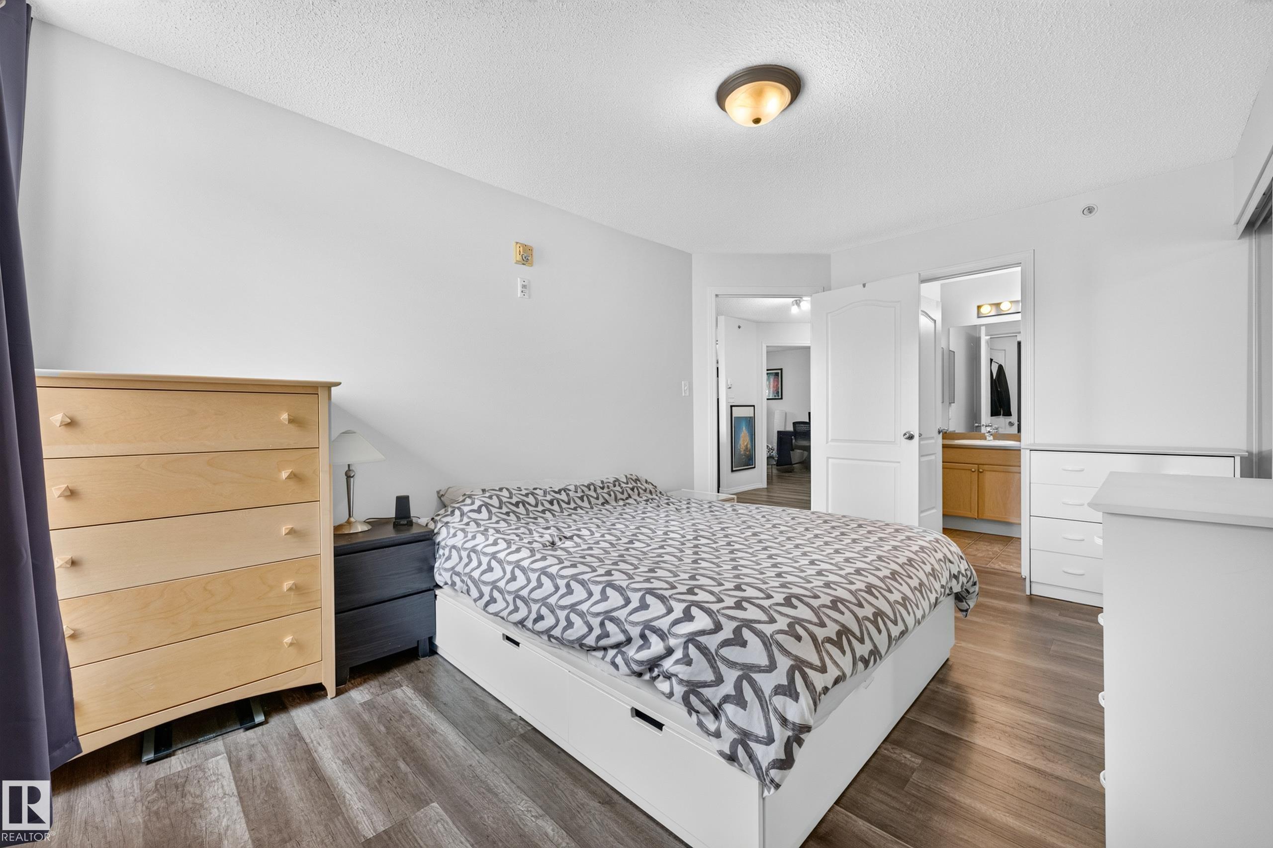https://zimg.paragon.ice.com/ParagonImages/Property/PM/RAE/225411006/16/0/0/b1b1dd4cd305b0503330144d9cb71c4b/1/a723cbabded8b06608efd4ca20b19e3b/225411006-0f370352-ea58-4b57-90d7-2de50efeb149.JPG