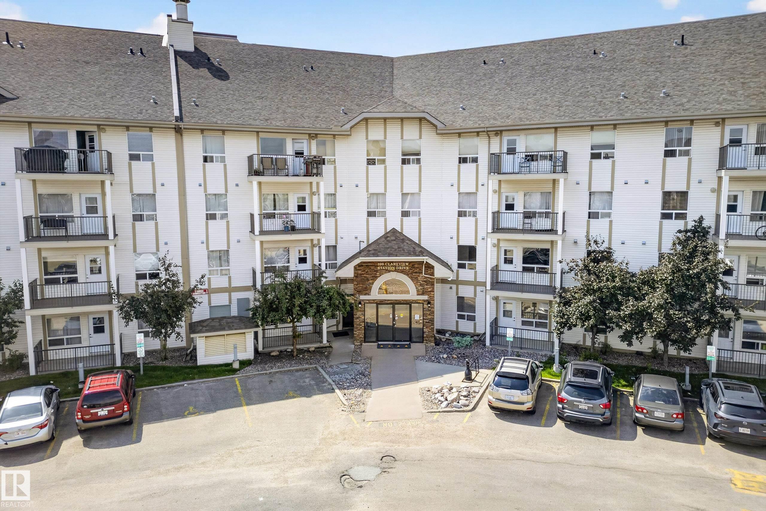 https://zimg.paragon.ice.com/ParagonImages/Property/PM/RAE/225411006/33/0/0/82cd9cf59368bee3641833485b98fdaf/1/a723cbabded8b06608efd4ca20b19e3b/225411006-f1cca85b-4af2-4bec-8f2a-da035d880ec6.JPG