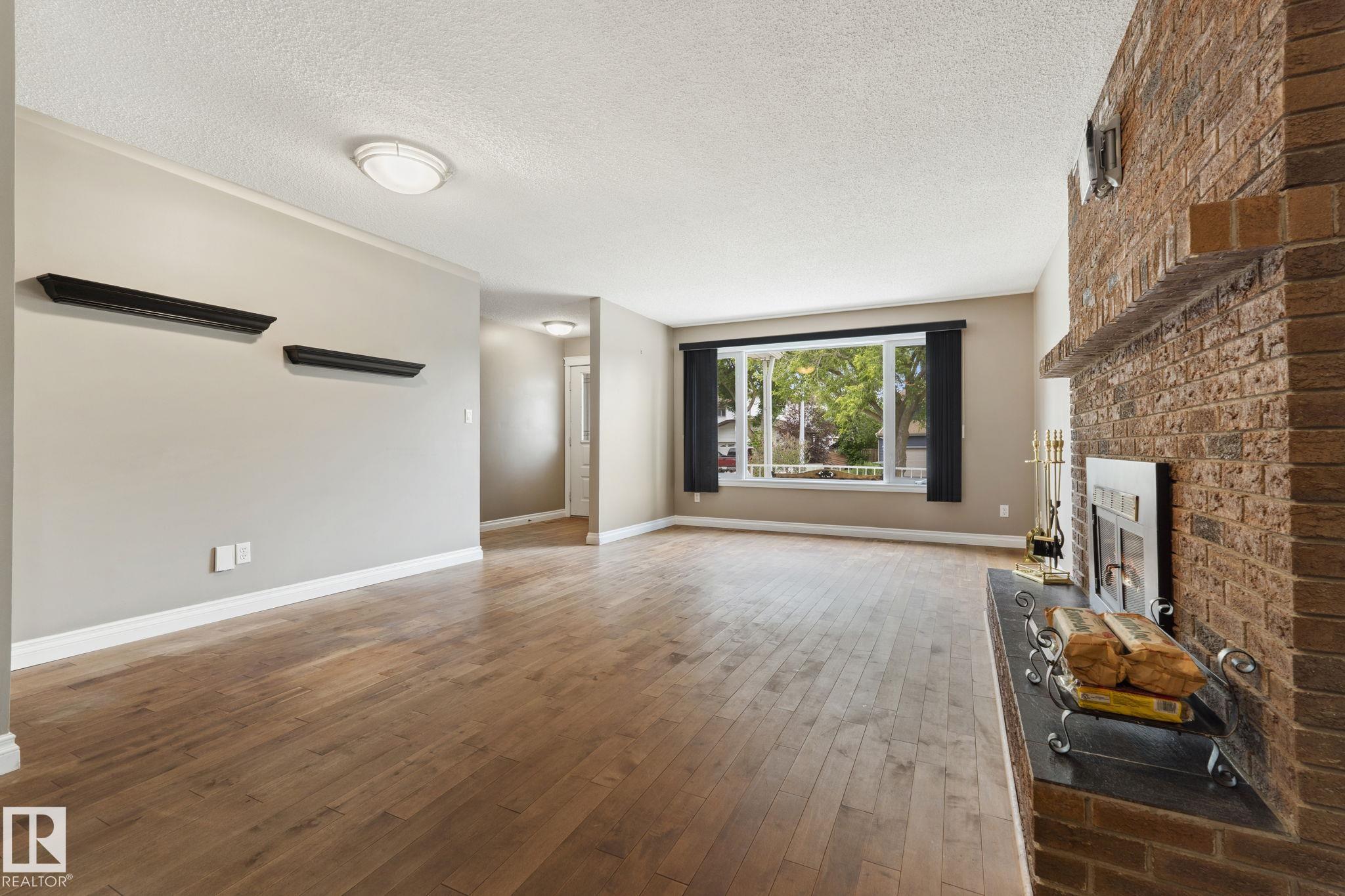 Photo 15 at 45 Whitehall Crescent, Woodlands, St. Albert
