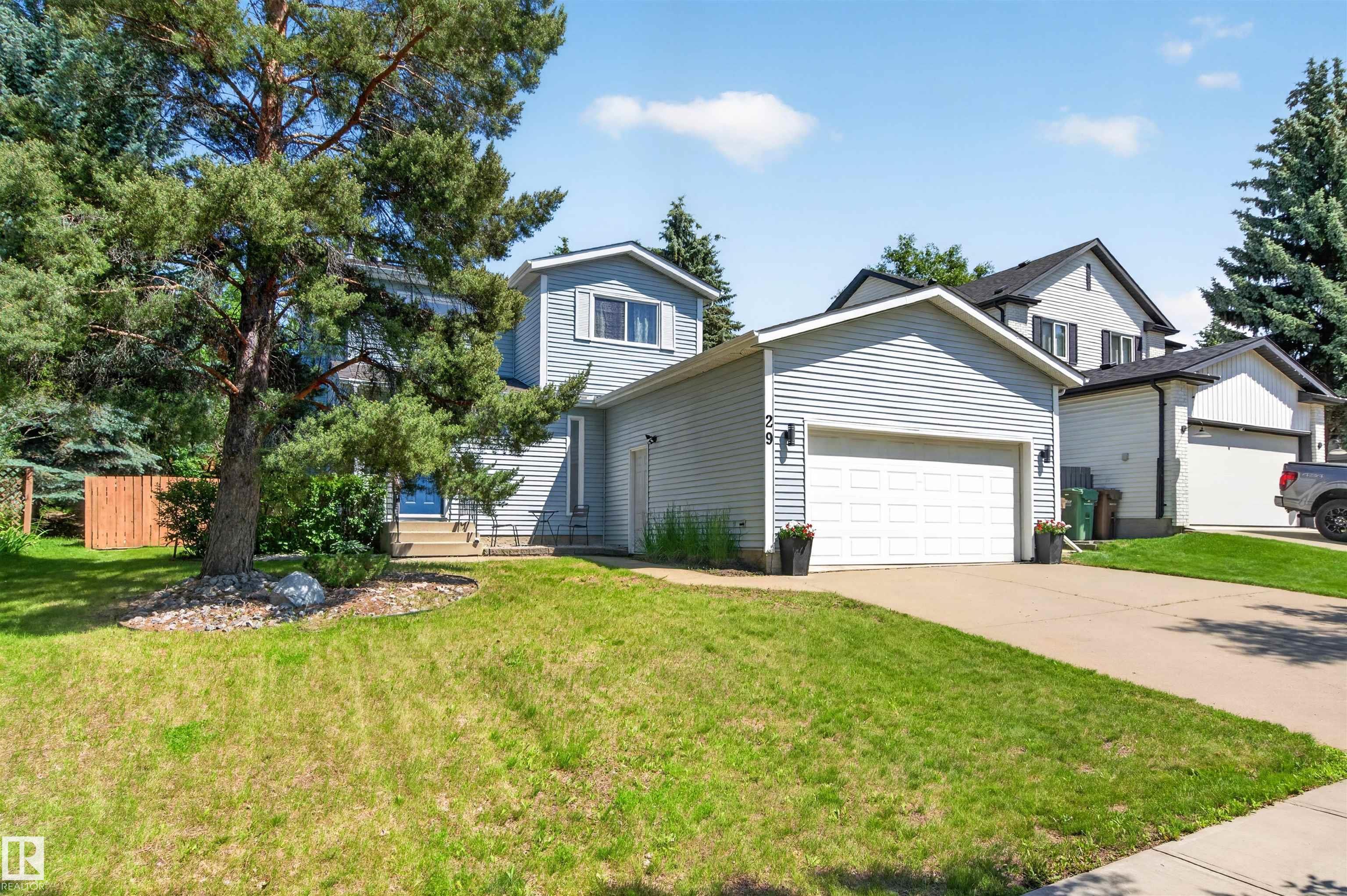 29 Welland Crescent, Woodlands, St. Albert