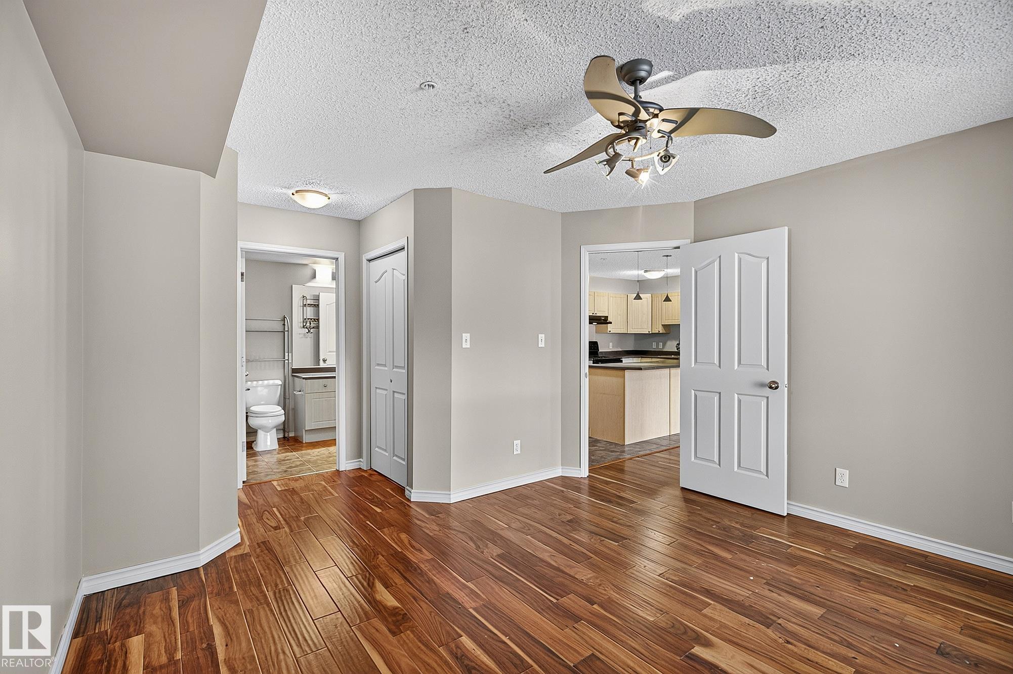 https://zimg.paragon.ice.com/ParagonImages/Property/PM/RAE/225411041/27/0/0/ee3bd582a2abc20d8764ffa1e89a9176/1/d453f6727f475e69fac8de2d46fca686/225411041-8fcdf344-b5b9-4219-b694-d0a93bffce43.JPG