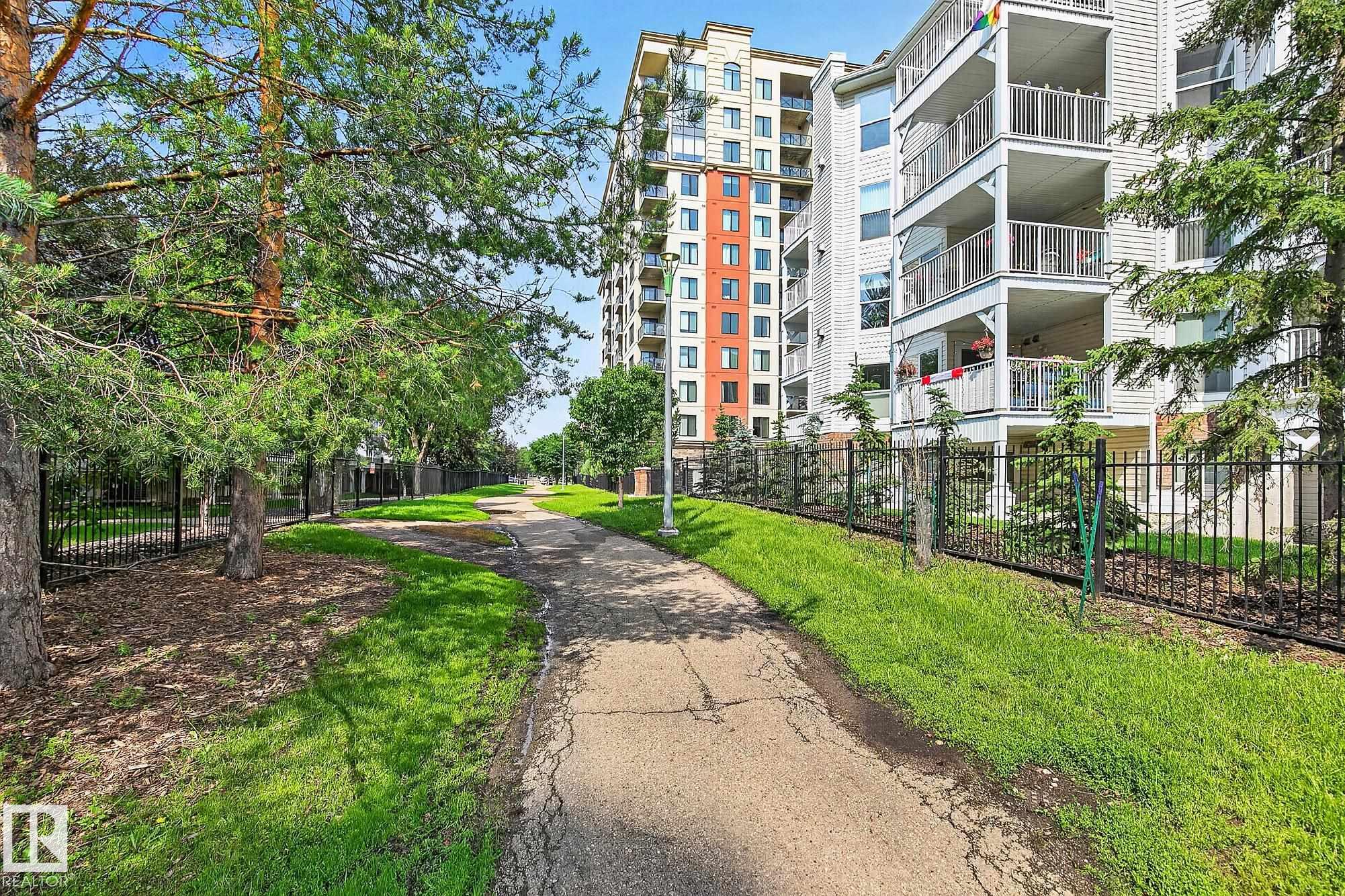 https://zimg.paragon.ice.com/ParagonImages/Property/PM/RAE/225411041/41/0/0/383c177ddcead34f163adb2f5a02384c/1/d453f6727f475e69fac8de2d46fca686/225411041-ca2e2c16-c2c4-4ef7-b6c1-fdb7b6110125.JPG