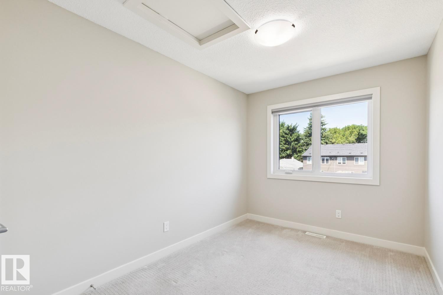 https://zimg.paragon.ice.com/ParagonImages/Property/PM/RAE/225411050/16/0/0/22e25d38eb79fd247e723ed74ac06f0e/1/74c1b026148a8678a640cb756b2ba2d2/225411050-97ca6716-28ea-4672-8efc-7ef359f7fef8.JPG