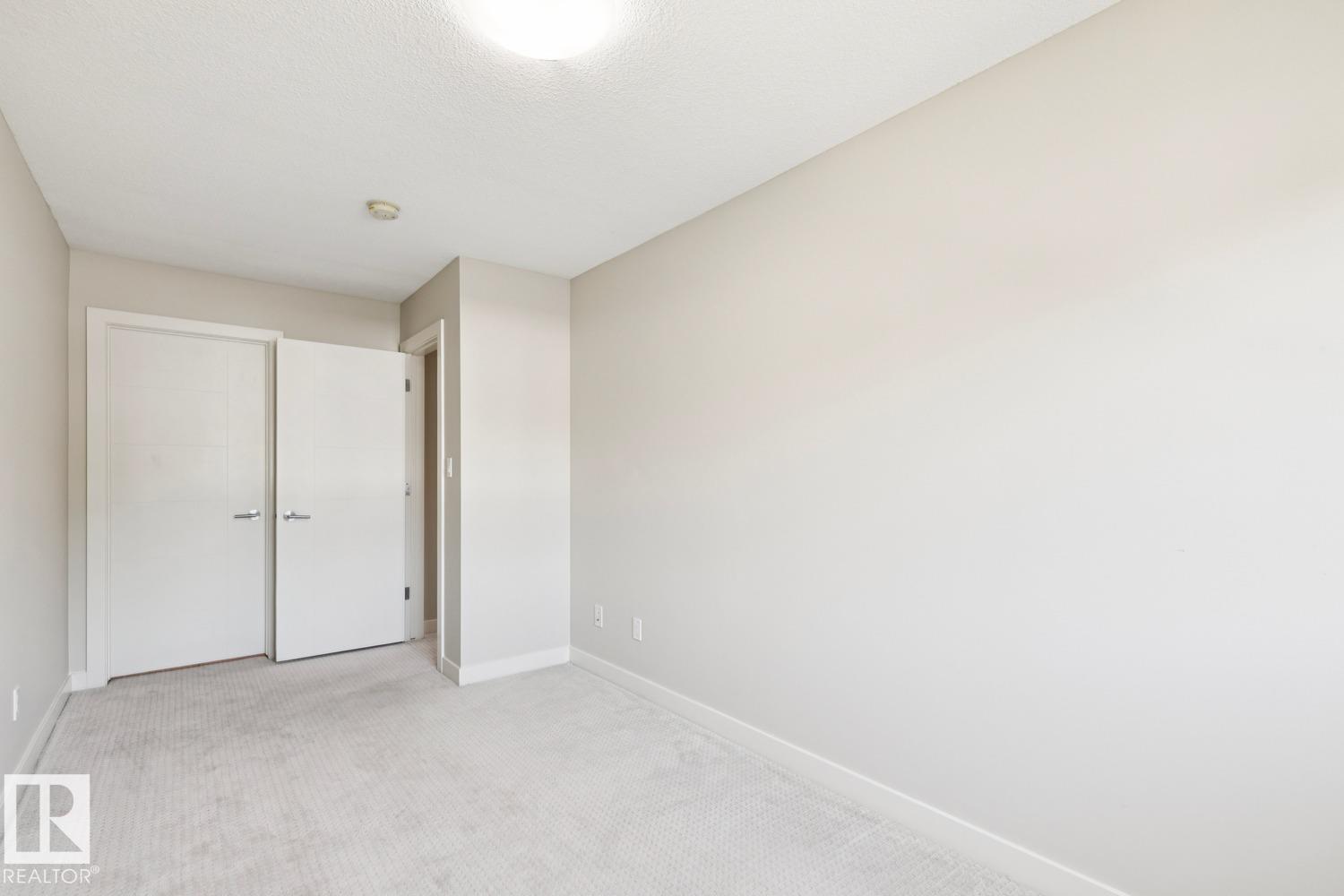 https://zimg.paragon.ice.com/ParagonImages/Property/PM/RAE/225411050/18/0/0/6a90bd6fd3a97fc90a51d82610896252/1/74c1b026148a8678a640cb756b2ba2d2/225411050-417d45a7-39c9-4f4b-91c8-0adb21a25b6e.JPG