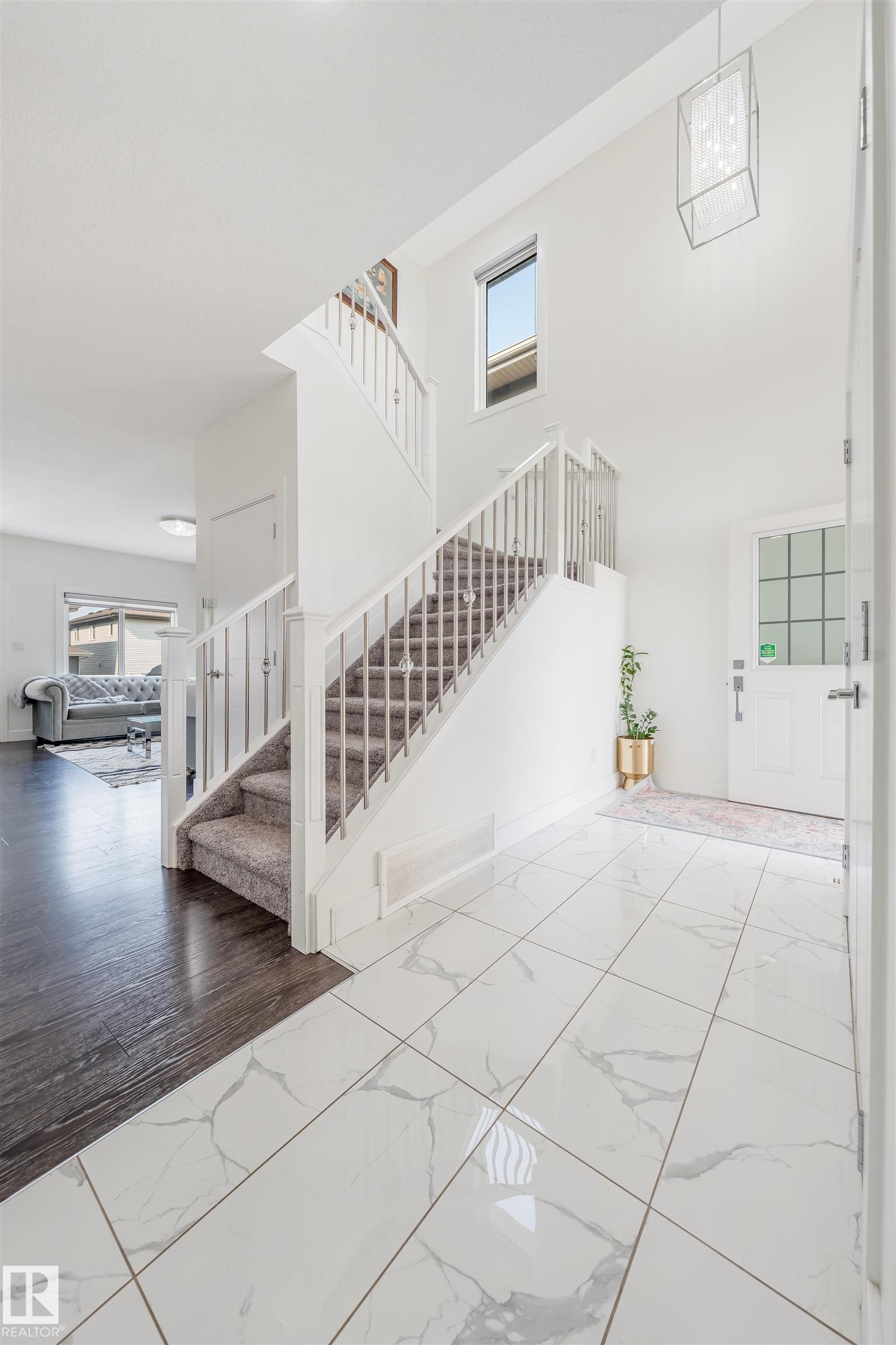 https://zimg.paragon.ice.com/ParagonImages/Property/PM/RAE/225411070/13/0/0/1f9548c0ecbfcec0271e1cfa83dbdaf3/1/1ee0ef579b785e8c716e4575539ced44/225411070-96b79e00-1837-4577-a136-7f04e66a642f.JPG