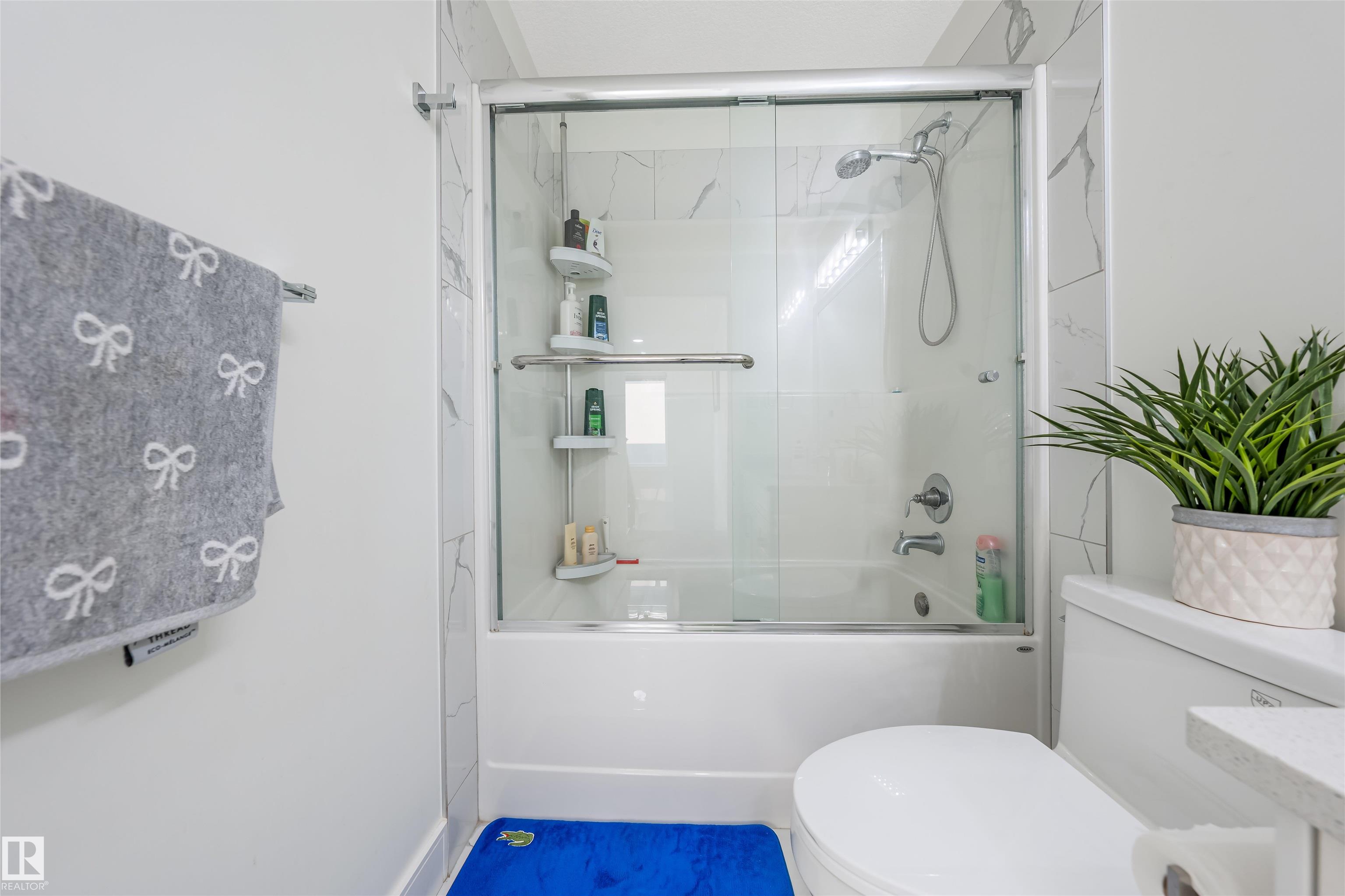 https://zimg.paragon.ice.com/ParagonImages/Property/PM/RAE/225411070/33/0/0/b53710ebc29bf4c35f239ee4b8d0f735/1/1ee0ef579b785e8c716e4575539ced44/225411070-16d10af8-39ae-495c-9a03-358ff054379a.JPG