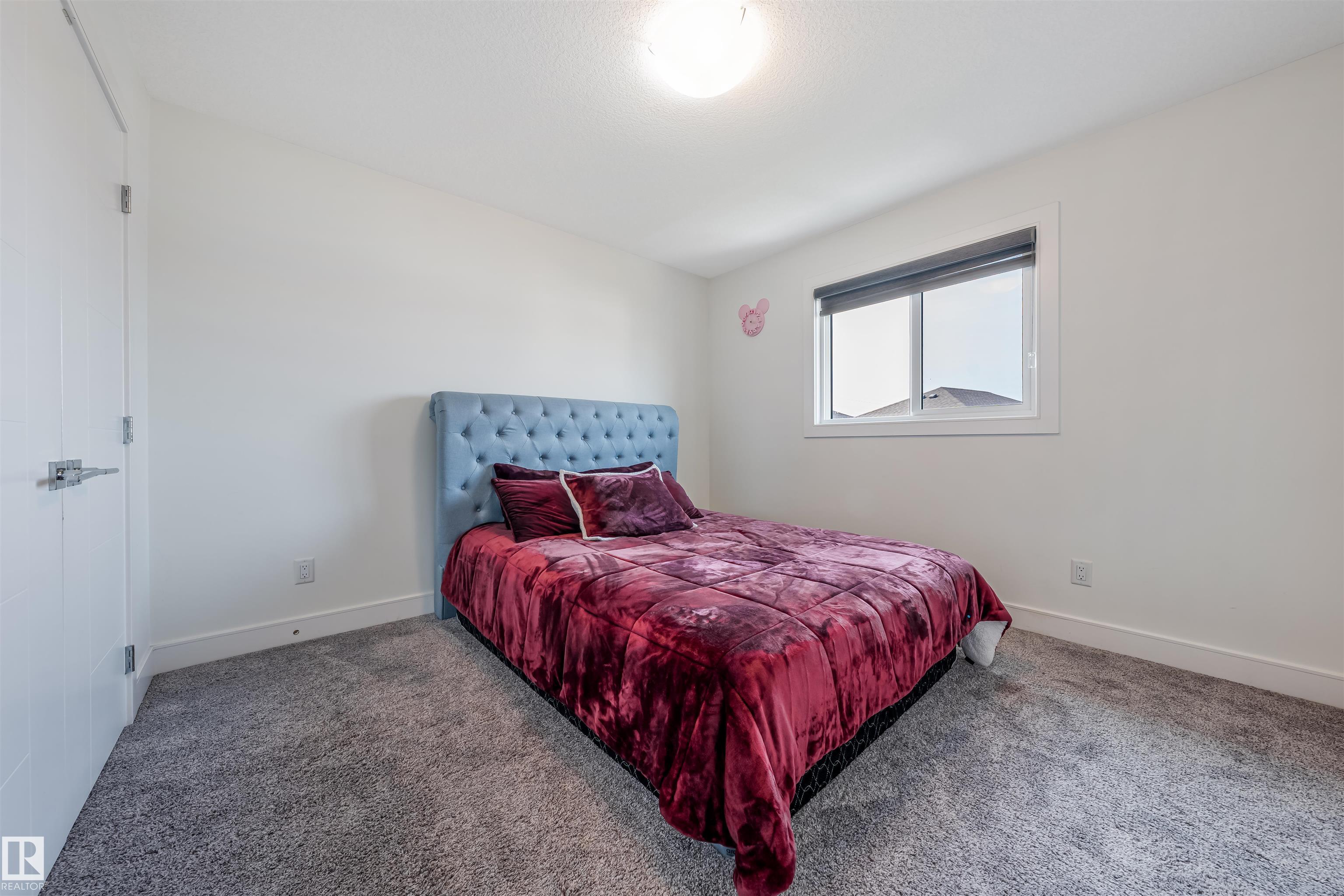 https://zimg.paragon.ice.com/ParagonImages/Property/PM/RAE/225411070/34/0/0/3363dcbd849680587800c9fa2707c8e1/1/1ee0ef579b785e8c716e4575539ced44/225411070-f074efcf-4067-4bed-8ea9-b2a07cb429a9.JPG