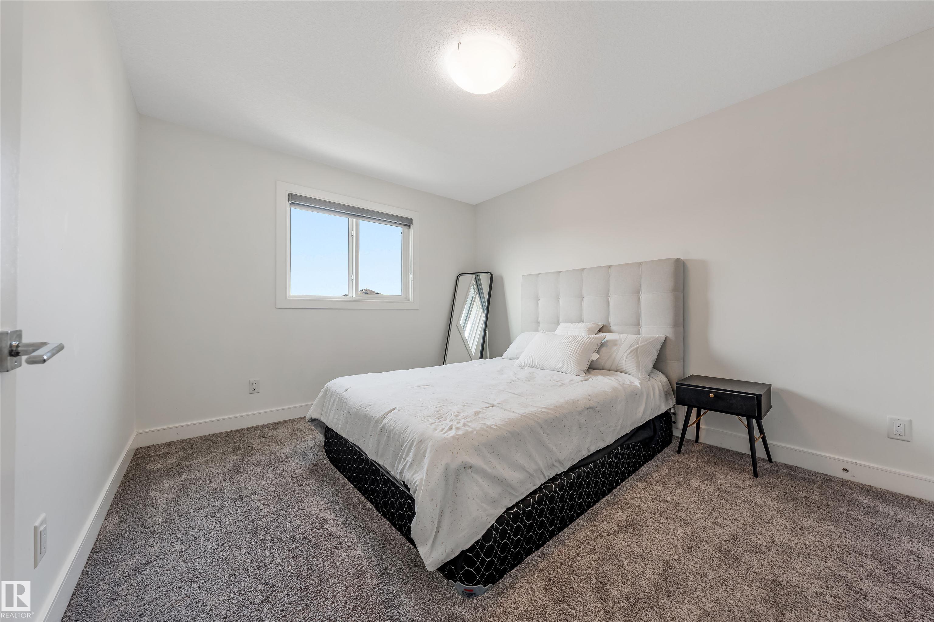https://zimg.paragon.ice.com/ParagonImages/Property/PM/RAE/225411070/36/0/0/d9c884d70ed2cbf0cc3cdbf78d052b83/1/1ee0ef579b785e8c716e4575539ced44/225411070-ad22e2c9-9c3a-4328-8611-ee493513b2c5.JPG