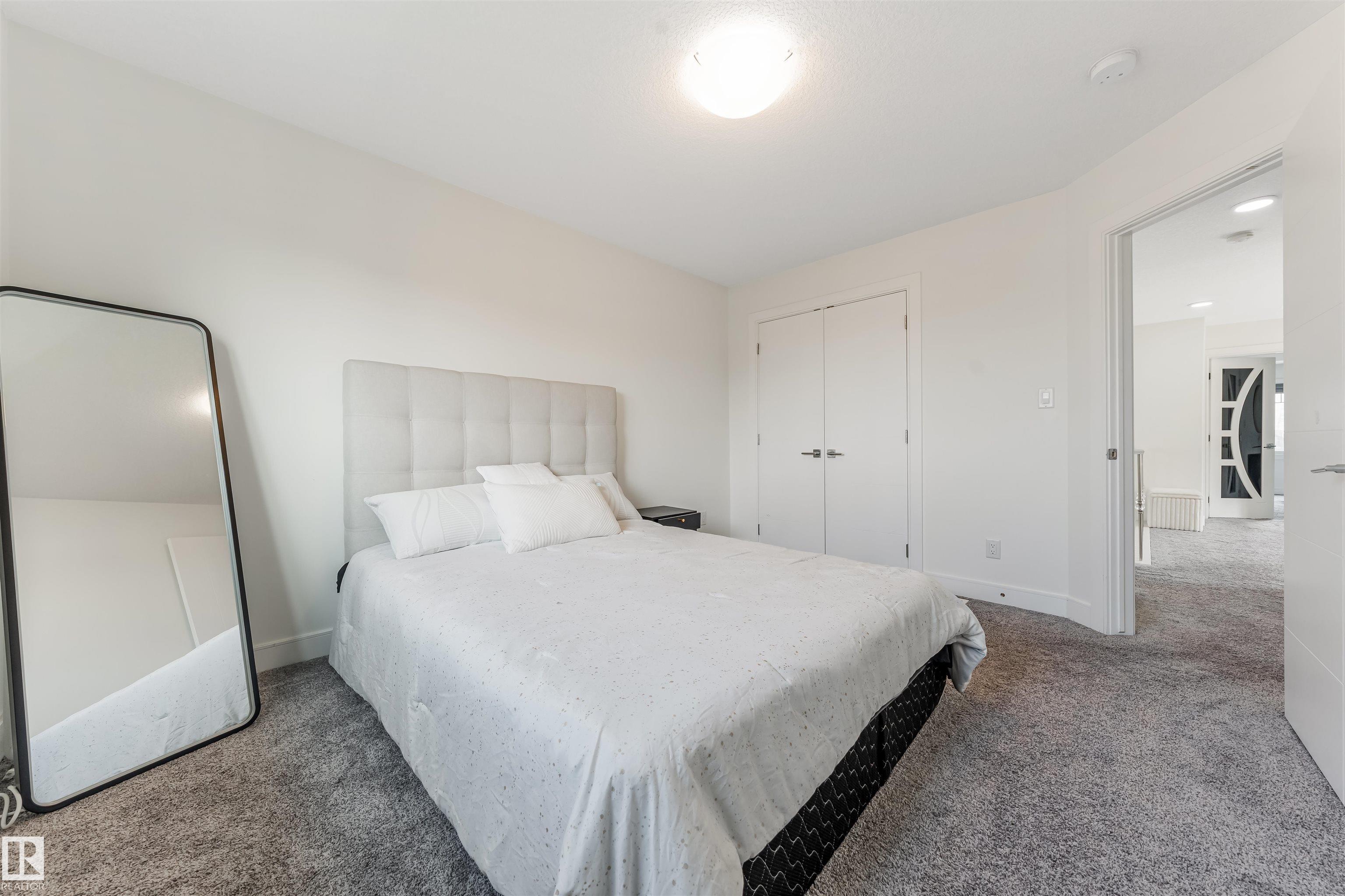 https://zimg.paragon.ice.com/ParagonImages/Property/PM/RAE/225411070/37/0/0/43cbe23cd750815159e435cfa616a475/1/1ee0ef579b785e8c716e4575539ced44/225411070-42ed7ffa-12e1-4f70-9a0d-5df7f720fd5f.JPG