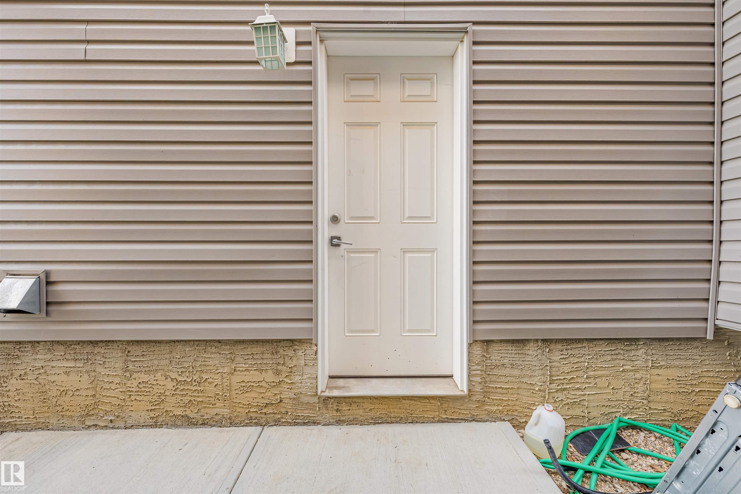 https://zimg.paragon.ice.com/ParagonImages/Property/PM/RAE/225411070/39/0/0/4a85f7c6edfd9ccb2df7113c2aa34e90/1/1ee0ef579b785e8c716e4575539ced44/225411070-a64ad05f-edae-48fc-8c47-6aa725e0bd27.JPG