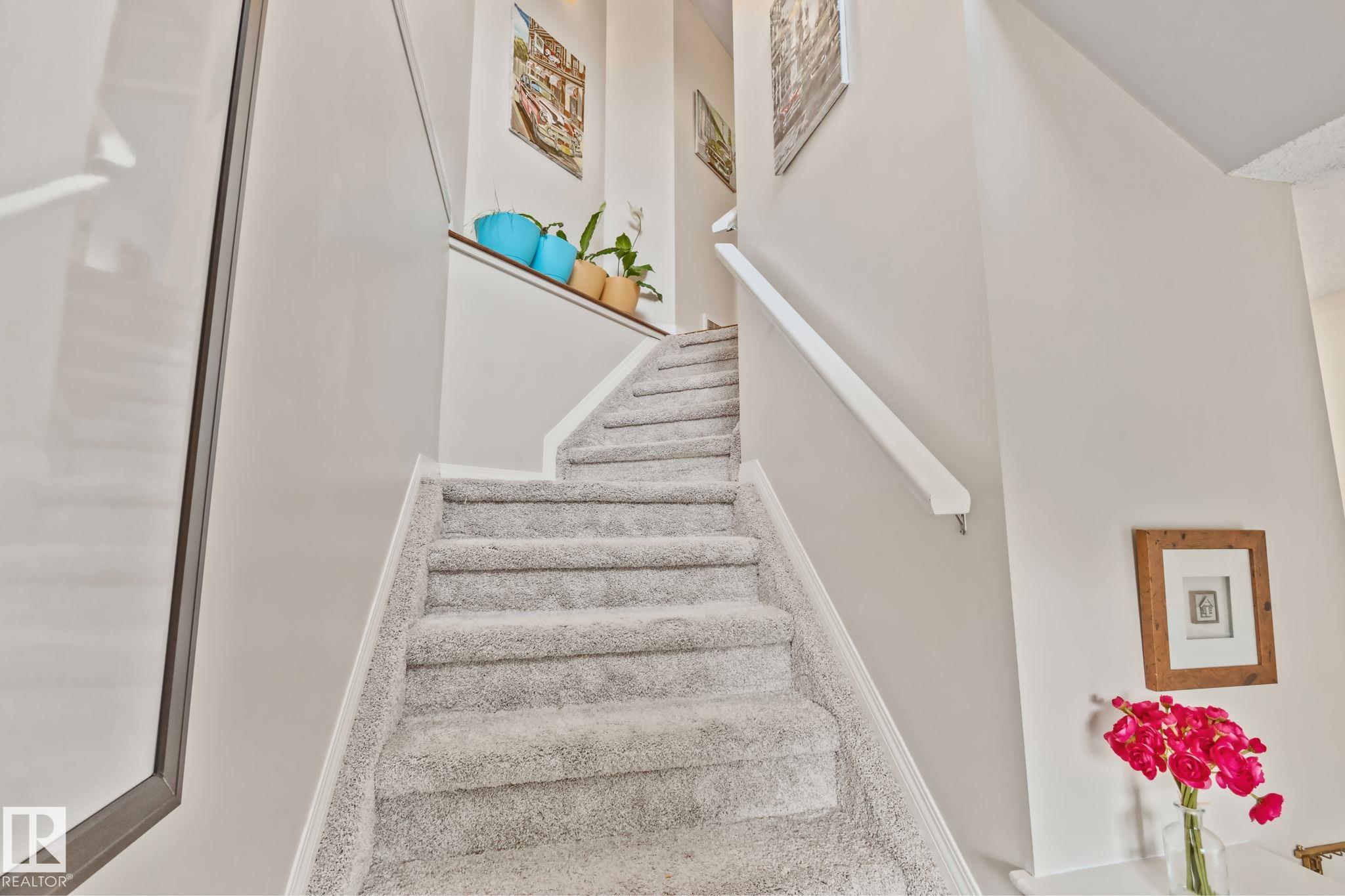 https://zimg.paragon.ice.com/ParagonImages/Property/PM/RAE/225411071/10/0/0/b0f4198d39d7daa52b11a9e93779240e/1/a067840b8e64915a5517c9dd9ecc7f1e/225411071-279a3648-3edd-4728-8a04-b1f6340b8830.JPG