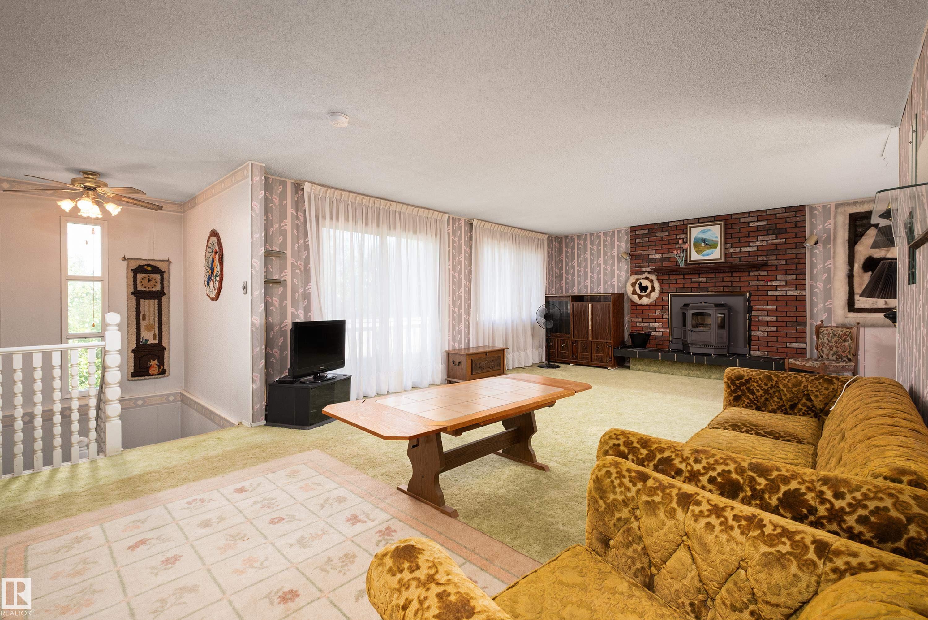 Photo 11 at #116  27507 Twp Road 544, Glory Hills, Rural Sturgeon County