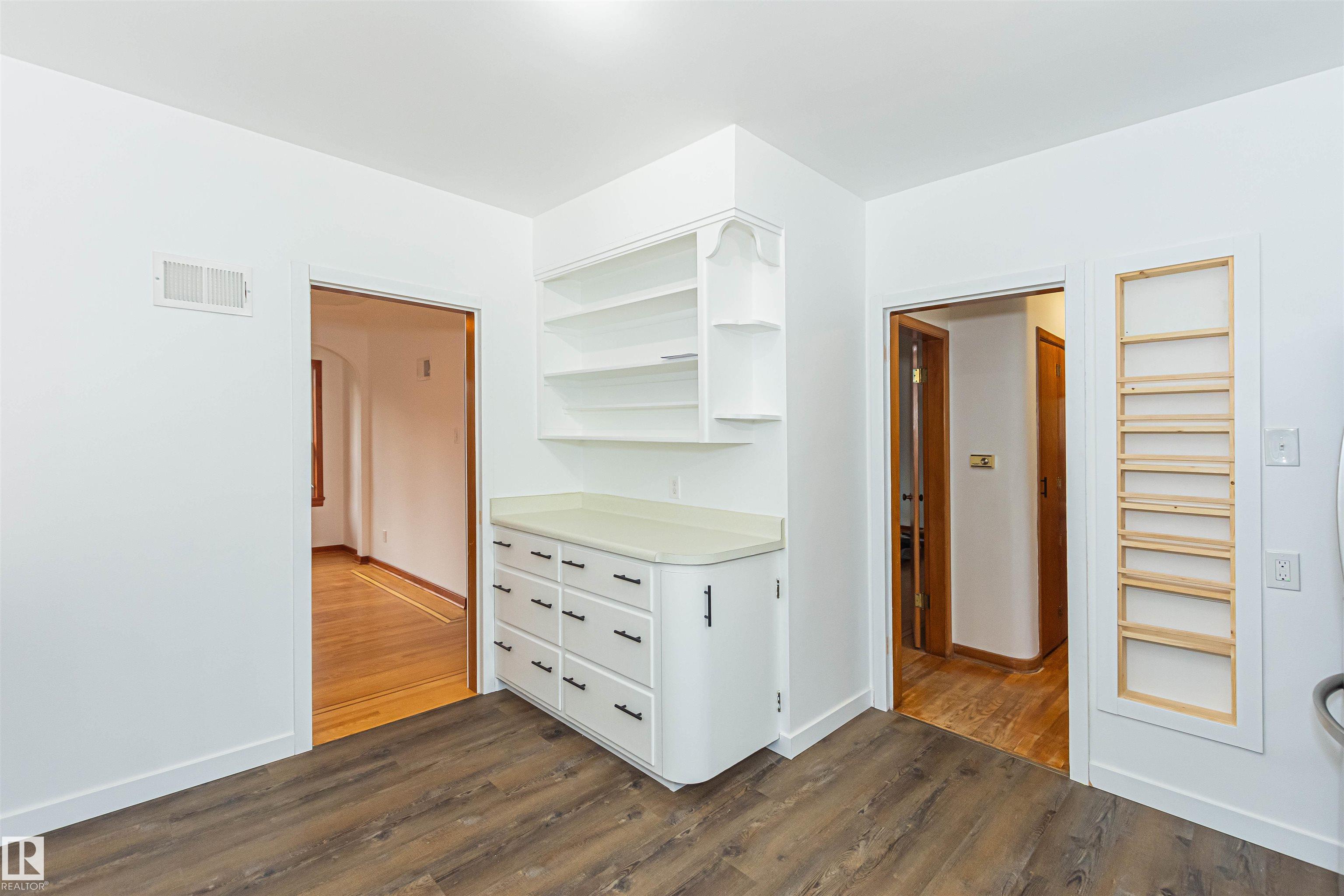 Photo 17 at 8935 120 Street NW, Windsor Park, Edmonton