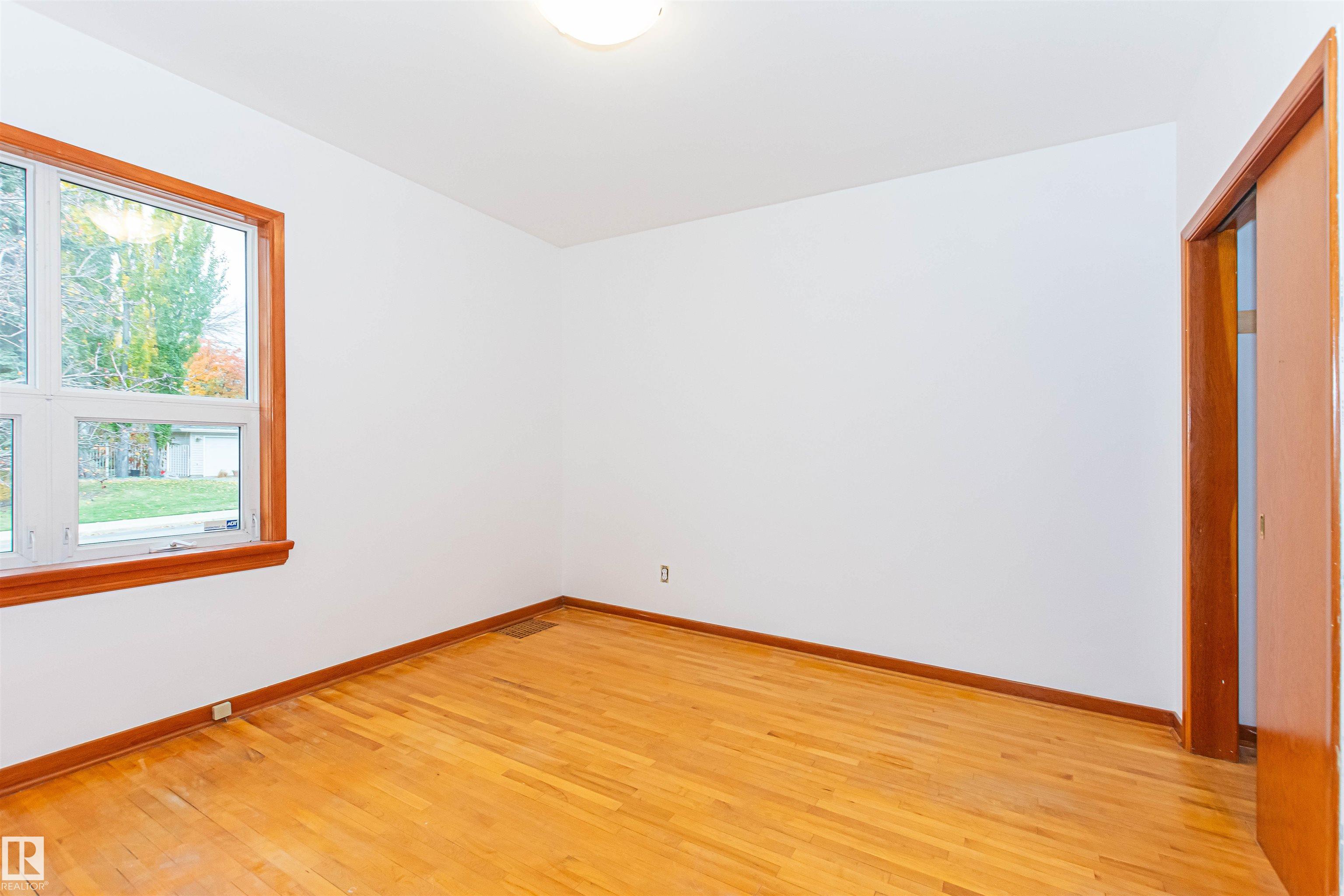 Photo 20 at 8935 120 Street NW, Windsor Park, Edmonton