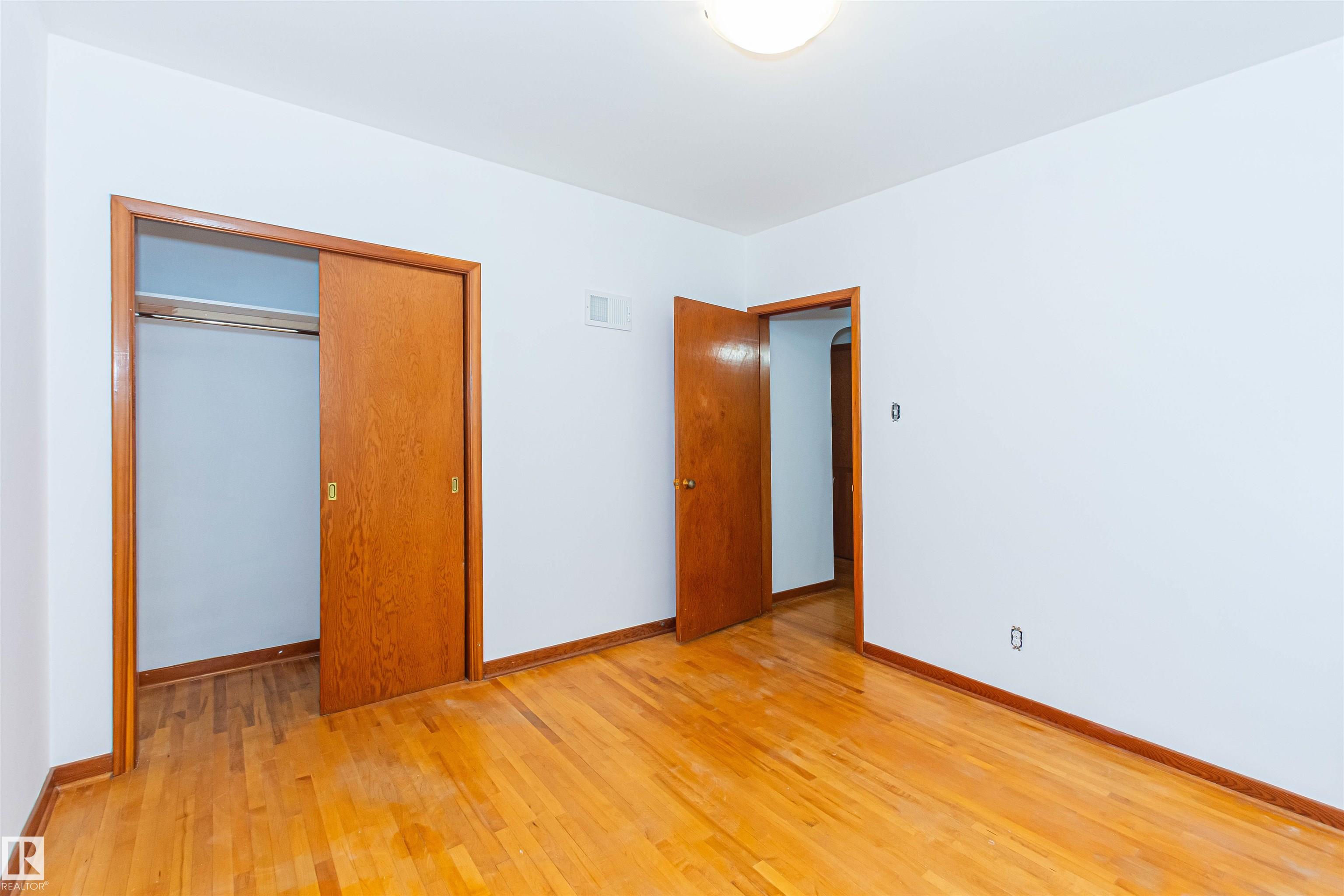 Photo 21 at 8935 120 Street NW, Windsor Park, Edmonton