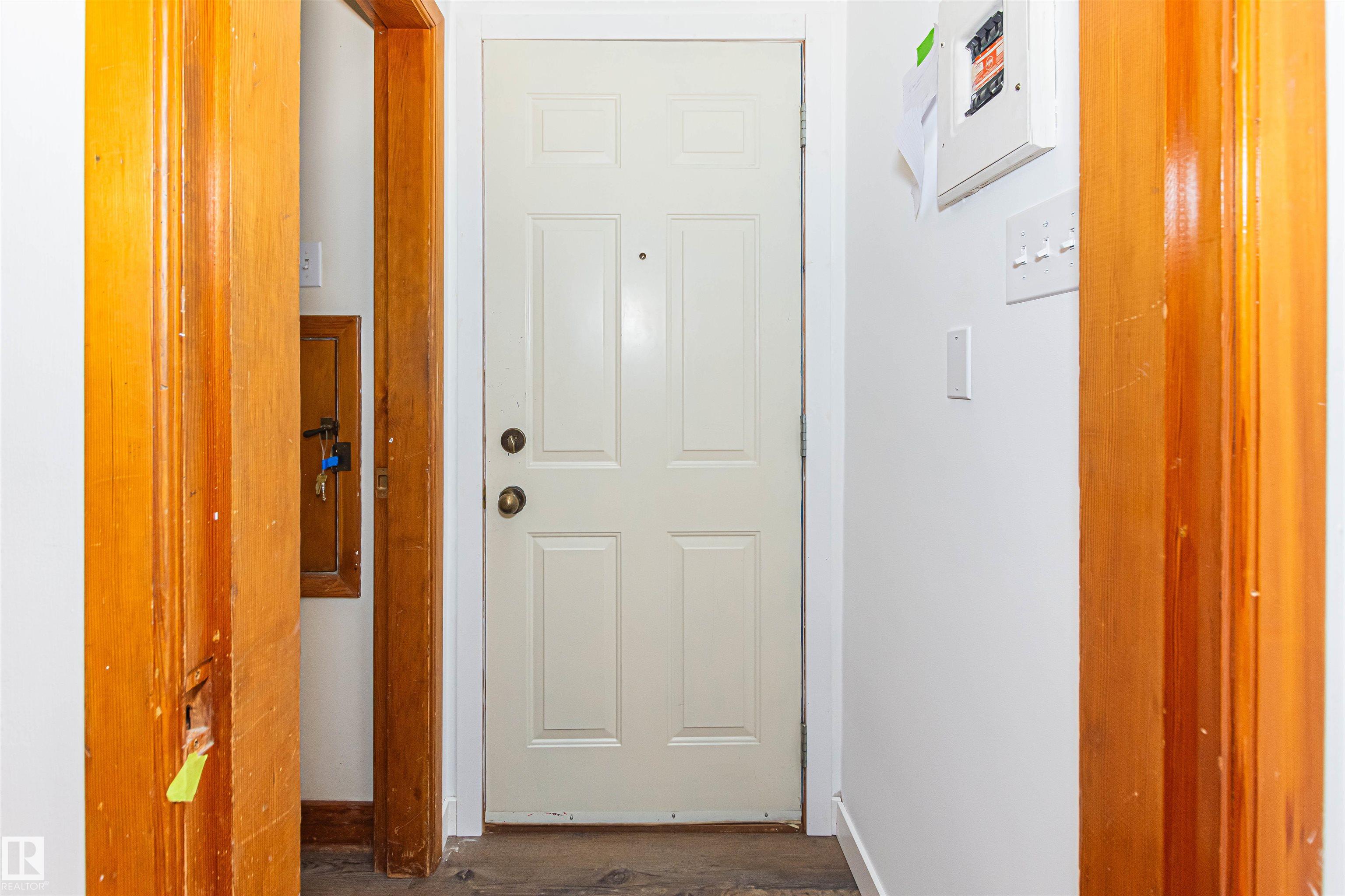 https://zimg.paragon.ice.com/ParagonImages/Property/PM/RAE/225411112/30/0/0/32c51aba35ce5c67c36475d7b7a626e6/1/613c25bbab398d05845f49a803000649/225411112-ece0aedf-d582-4ba2-b0c6-26889800acd0.JPG