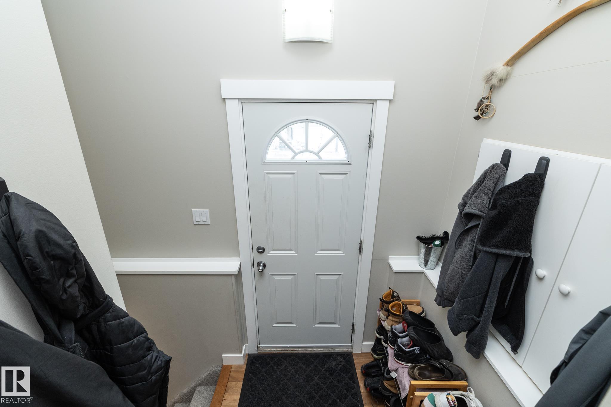 https://zimg.paragon.ice.com/ParagonImages/Property/PM/RAE/225411131/35/0/0/8e318a1f7d83fa28e631aeeec8db92bb/1/32c3e51ddbd7263d76ddf8b9481e4bd5/225411131-c8532409-3339-41c2-a0b8-67c3a5ffe6d7.JPG