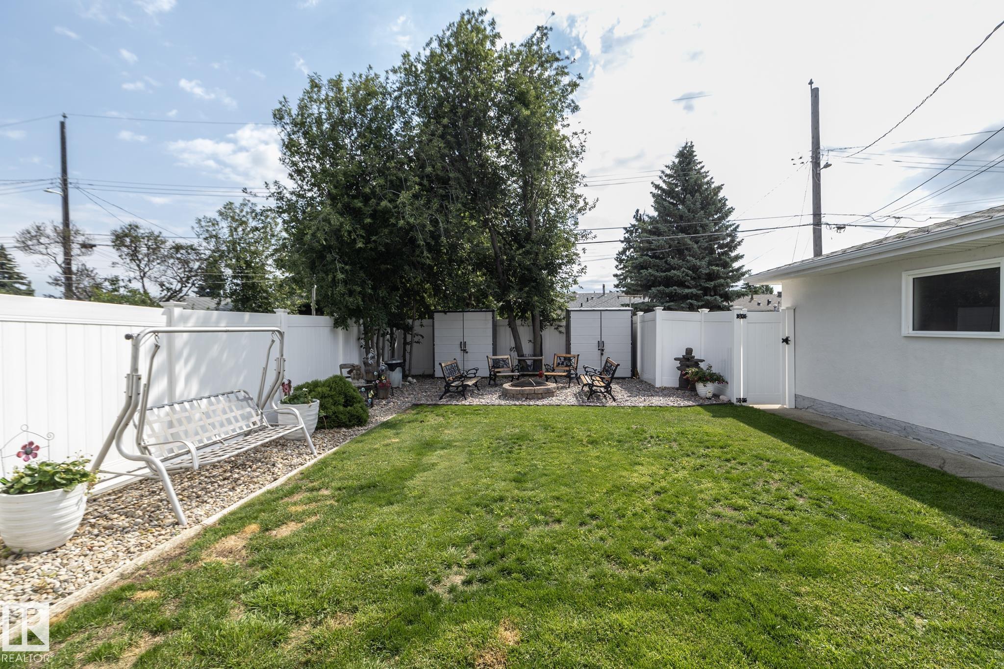 https://zimg.paragon.ice.com/ParagonImages/Property/PM/RAE/225411131/55/0/0/c6daed6039f7aac3ec98b98f5250e1e7/1/32c3e51ddbd7263d76ddf8b9481e4bd5/225411131-4fdcdff0-c696-4294-aba8-991c89ce4809.JPG