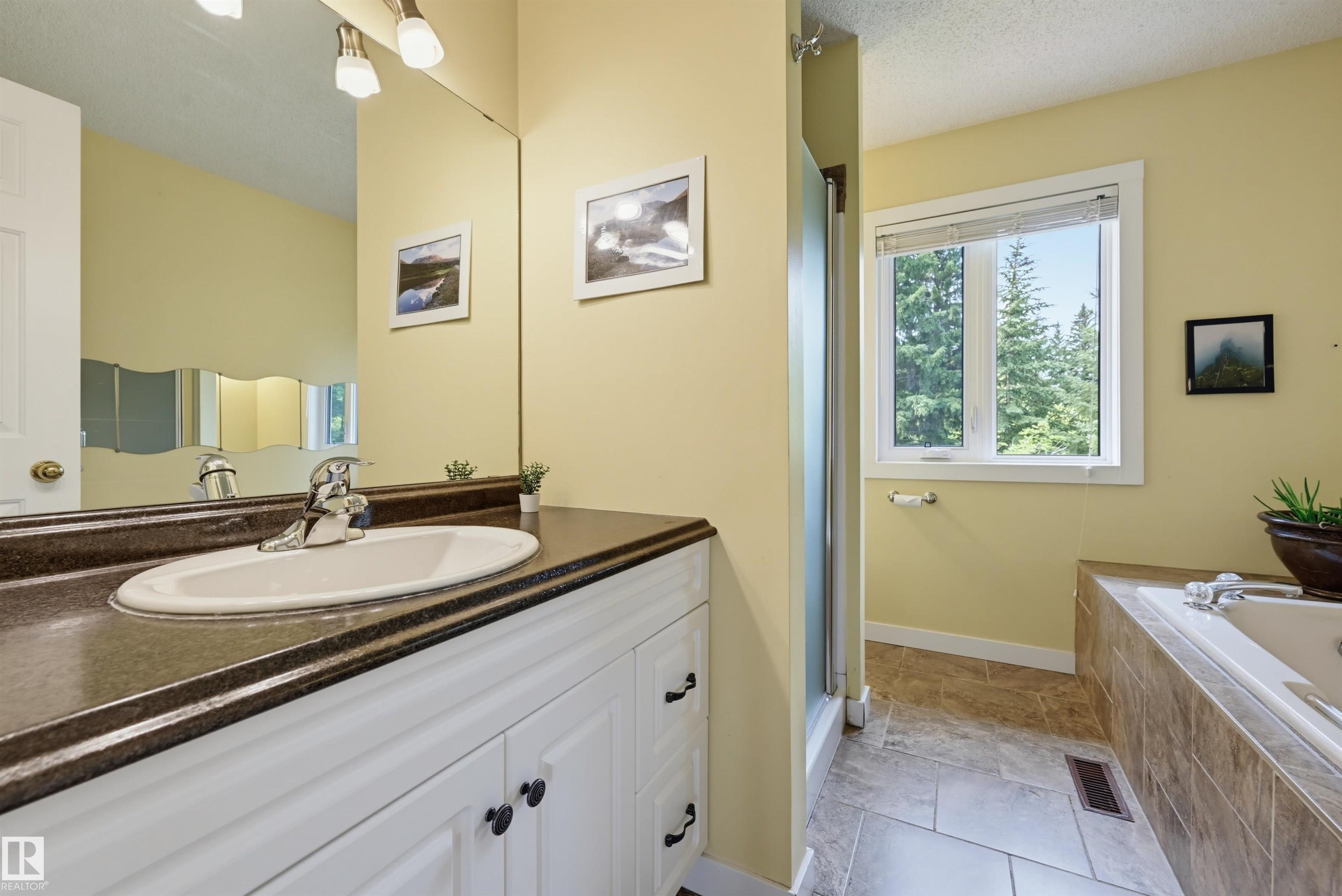 Photo 21 at 9 Weatherby Place, Woodlands, St. Albert