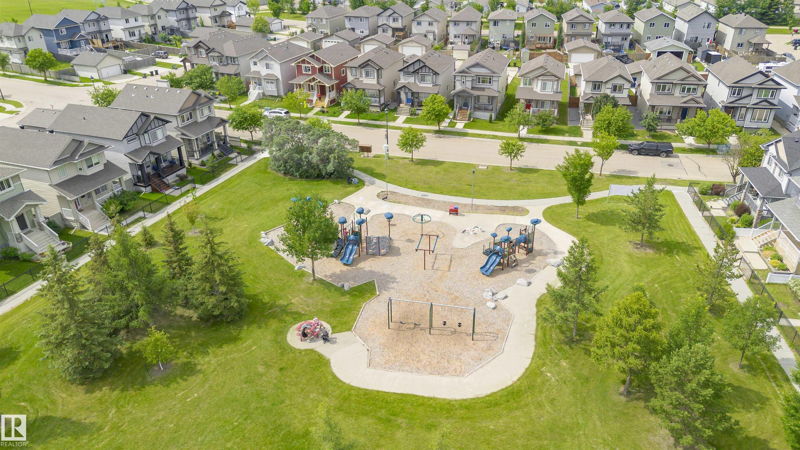 Photo 41 at 37 Suntree Promenade, Suntree, Leduc