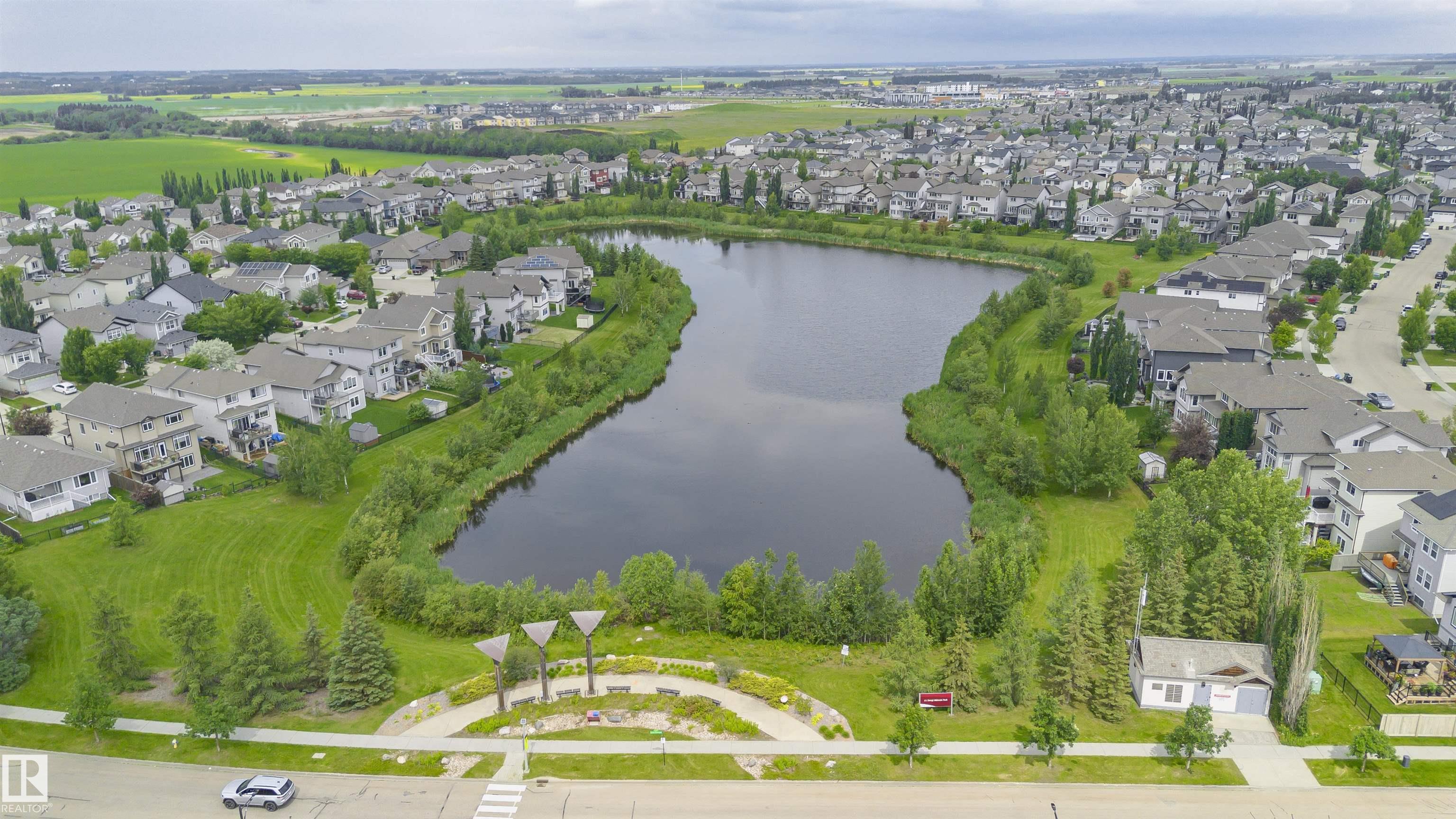 Photo 42 at 37 Suntree Promenade, Suntree, Leduc