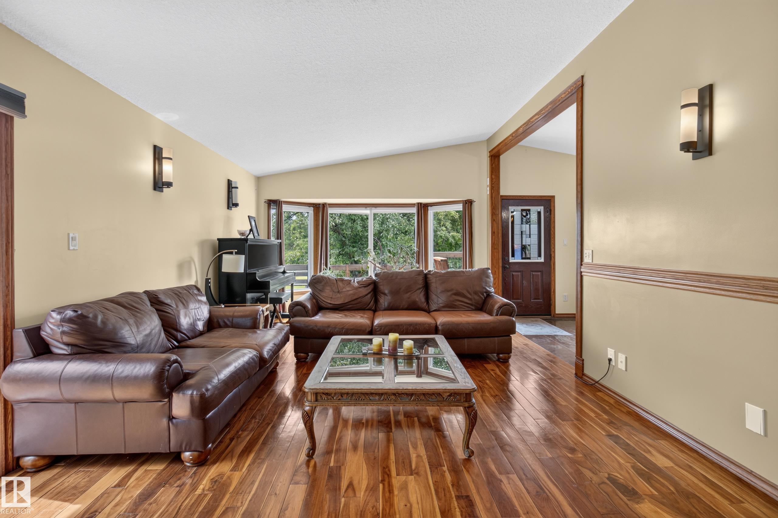Photo 11 at 14 - 51149 Rge Road 231, Lina Country Estates, Rural Strathcona County