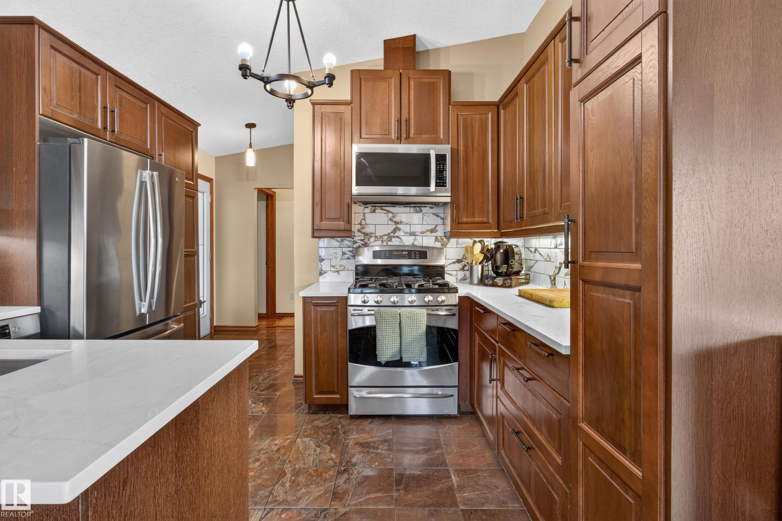 Photo 15 at 14 - 51149 Rge Road 231, Lina Country Estates, Rural Strathcona County