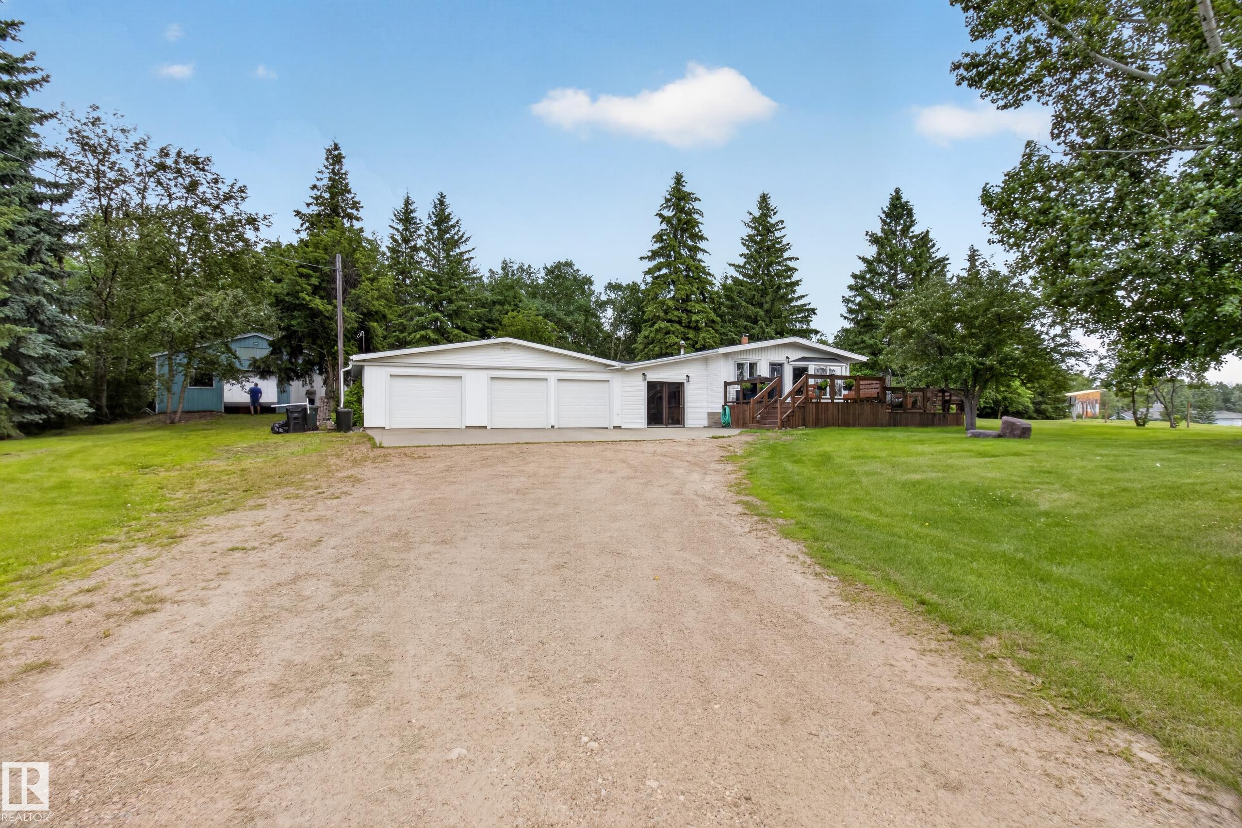 14 - 51149 Rge Road 231, Lina Country Estates, Rural Strathcona County