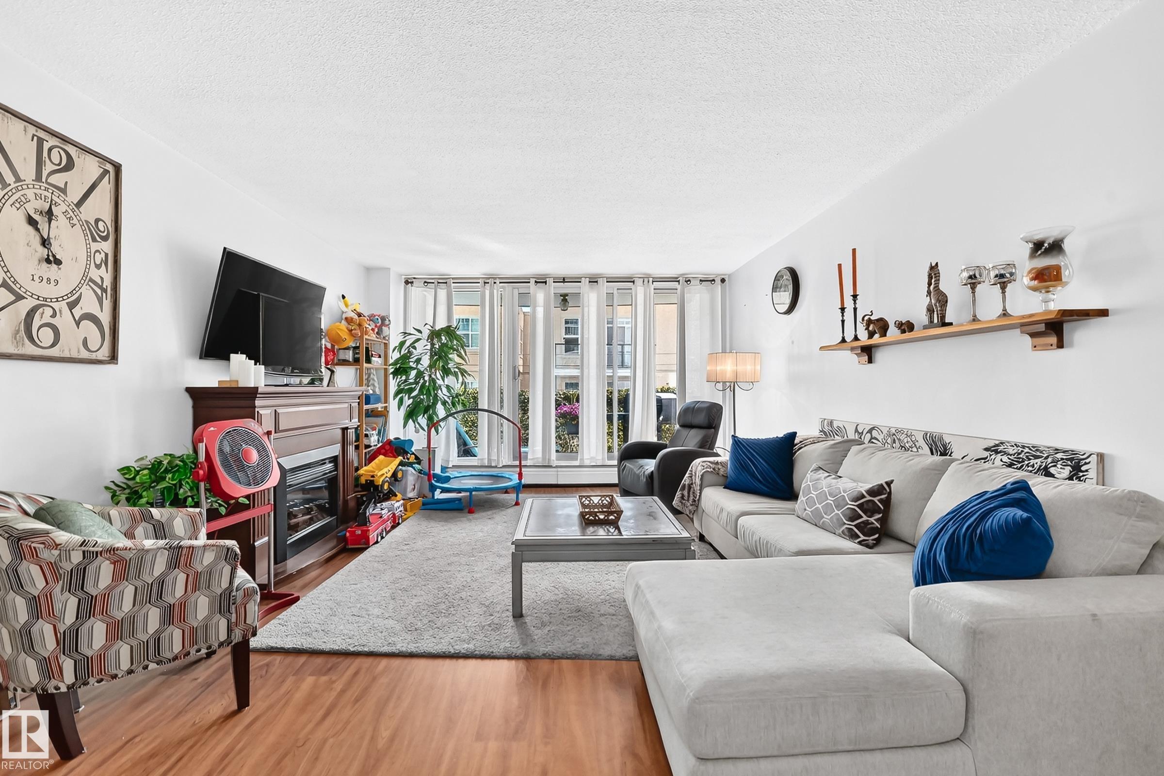 407 - 9835 113 Street NW, Wîhkwêntôwin, Edmonton