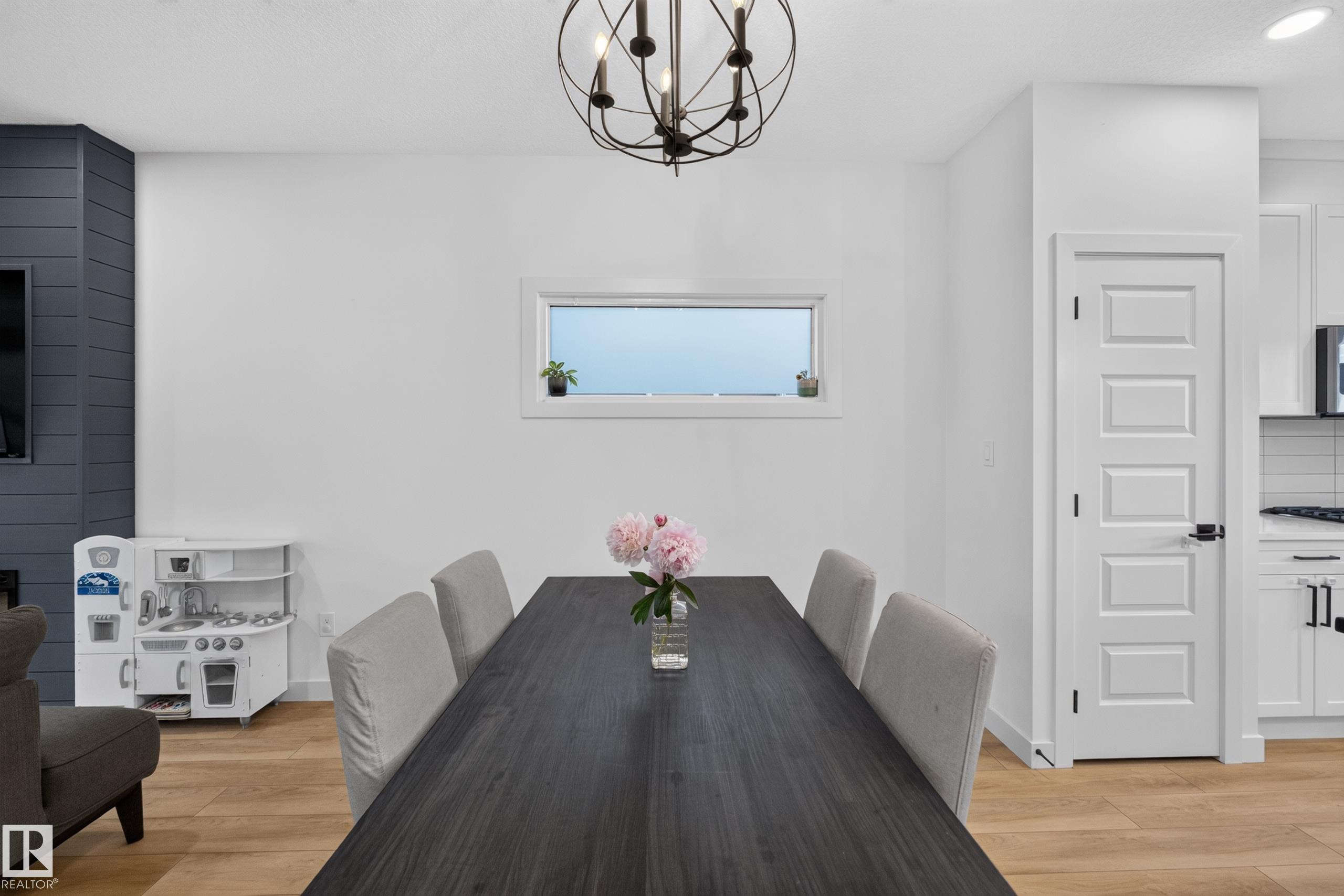 Photo 13 at 548 Kleins Crescent, West Haven Park, Leduc