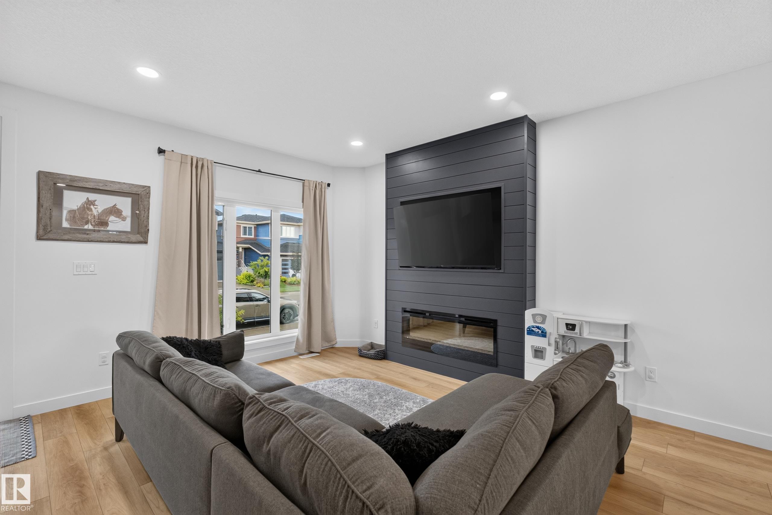 Photo 9 at 548 Kleins Crescent, West Haven Park, Leduc