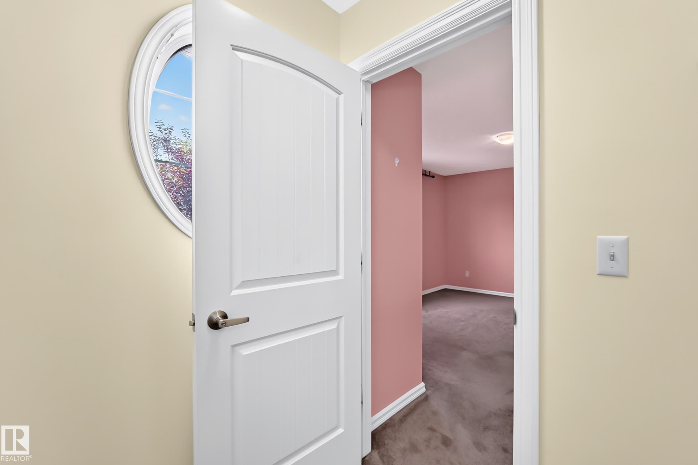 https://zimg.paragon.ice.com/ParagonImages/Property/PM/RAE/225411191/34/0/0/ce2e006944d94cf22b459c4e79281d02/1/ccf0a0f44feb6281788876856bda74bd/225411191-a8b4333d-c31a-46a2-b910-fad320433399.JPG