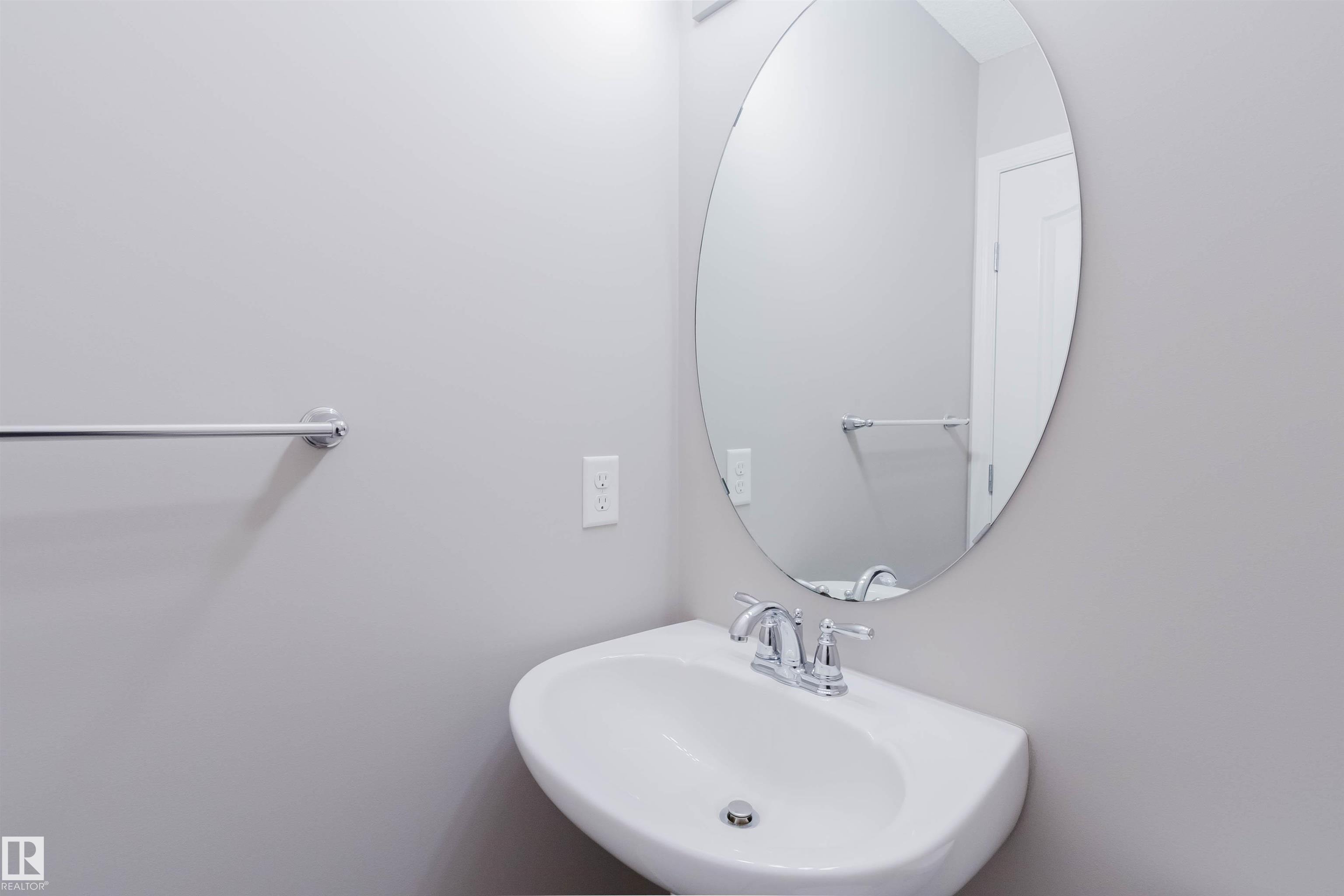 Photo 16 at 16627 18 Avenue SW, Glenridding Heights, Edmonton