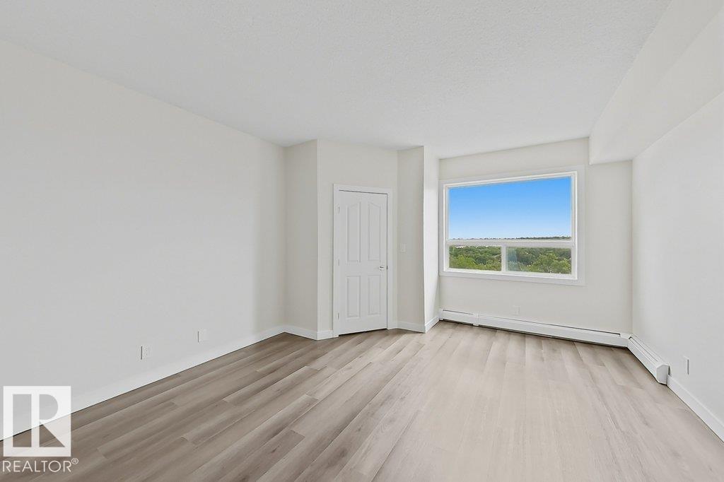 https://zimg.paragon.ice.com/ParagonImages/Property/PM/RAE/225411212/17/0/0/56a226ac3d26e44bf999fe00169f2803/1/38819ac1fcd350cf720c173b8f47a52e/225411212-d1155e34-6d0b-4858-b6f8-02e697bc098d.JPG