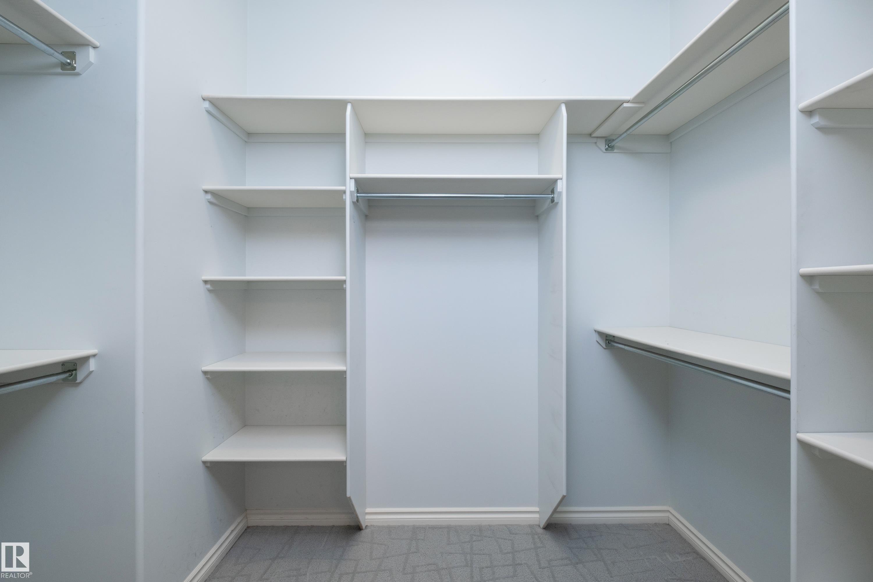 https://zimg.paragon.ice.com/ParagonImages/Property/PM/RAE/225411220/37/0/0/1e2fac4cbf37cda1f5f6bd6a9bbbed18/1/8be9281aaa727008cb18758944945194/225411220-3c081f6e-c13c-48e6-8eba-57f53f781dda.JPG