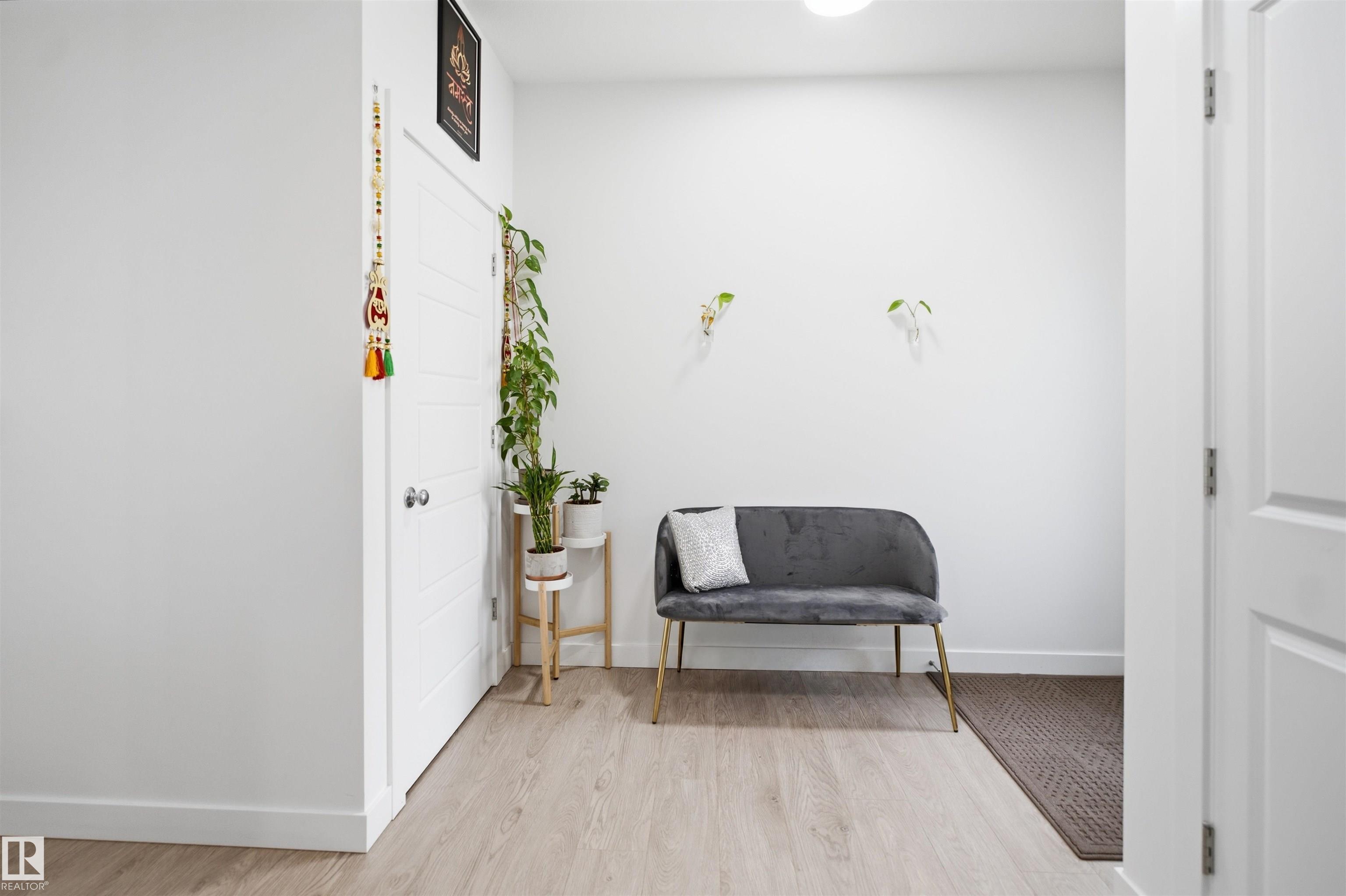 https://zimg.paragon.ice.com/ParagonImages/Property/PM/RAE/225411223/6/0/0/f94b8260e5a7aef35726de6dd0447ffb/1/e0e37b31fca851be23b572ad8016333d/225411223-88a78652-0a3a-4615-8b8d-5029ccf37196.JPG