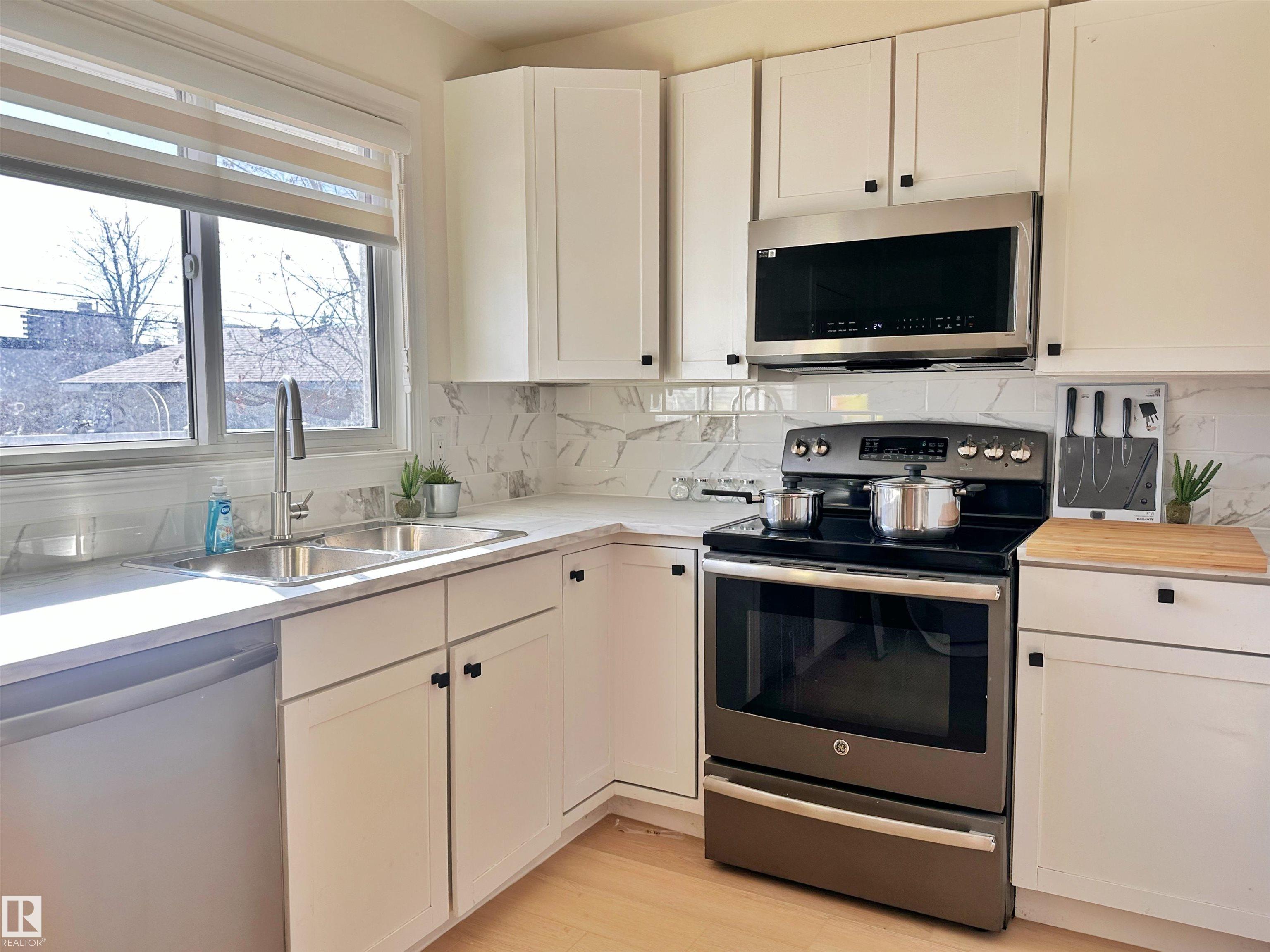 Picture for 10507 52 AV NW